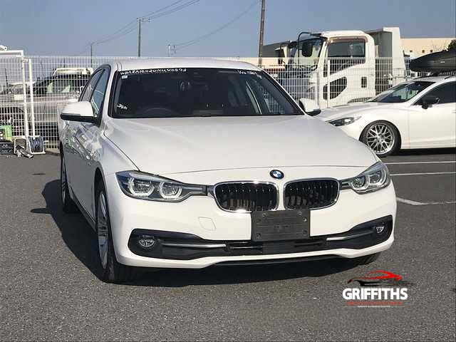 BMW 320i