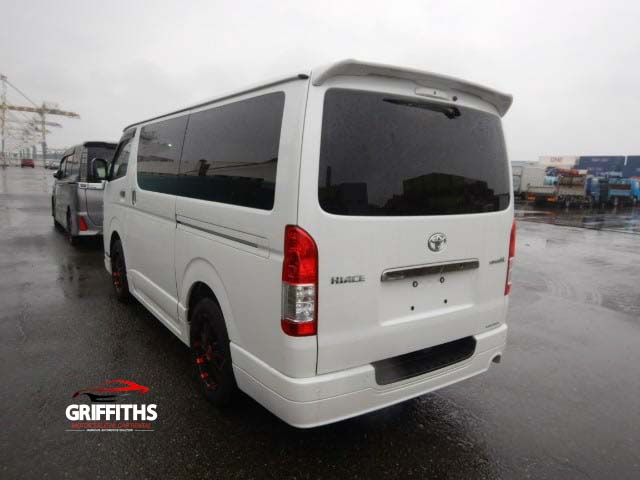 Vehicle Image 4
