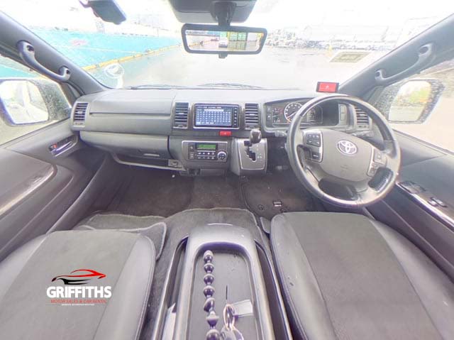 Vehicle Image 6