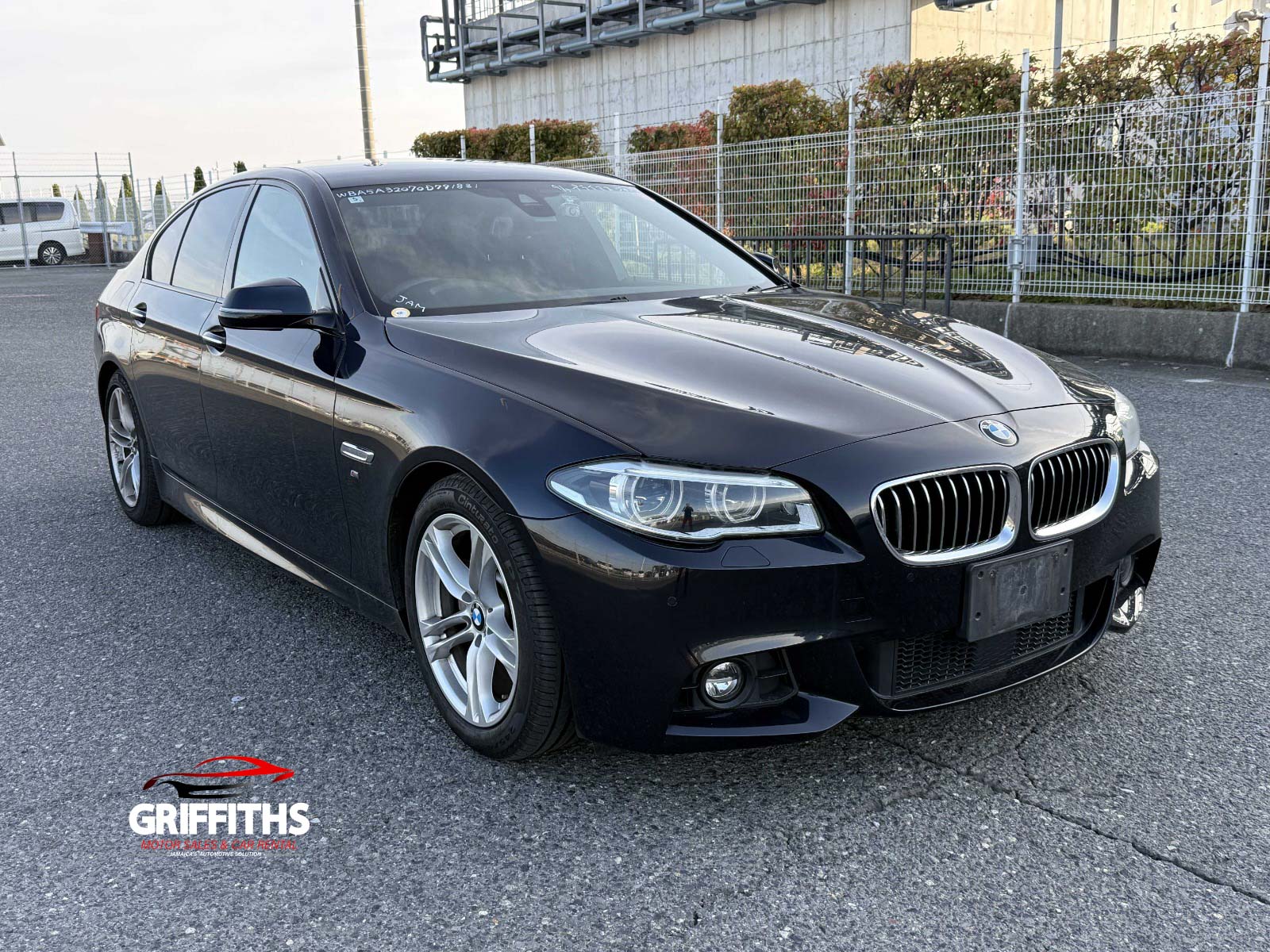 BMW 523i