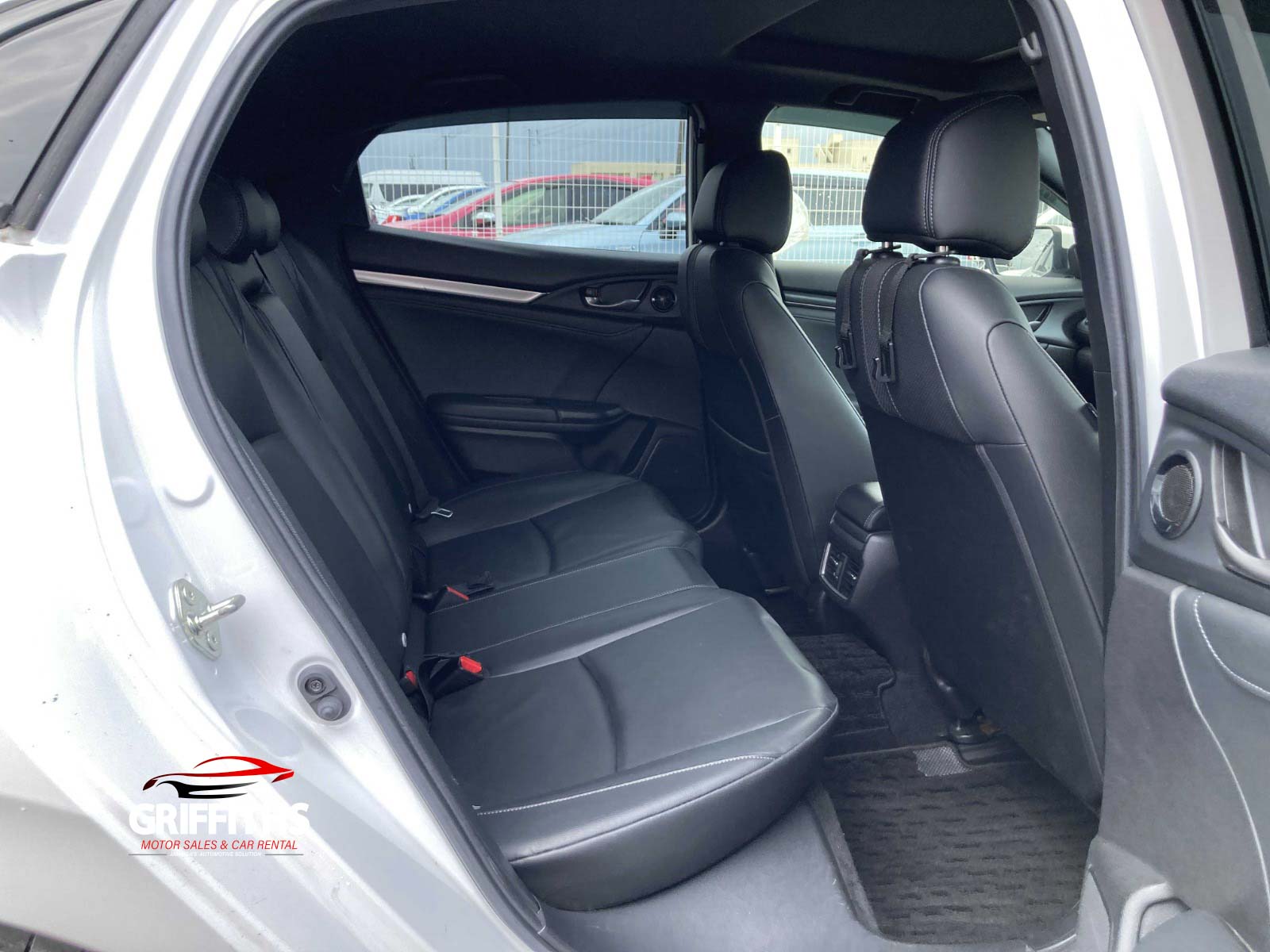Vehicle Image 8
