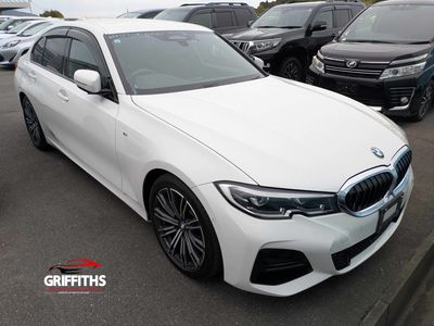 BMW 320i
