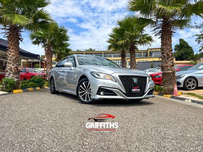 Toyota Crown Hybrid