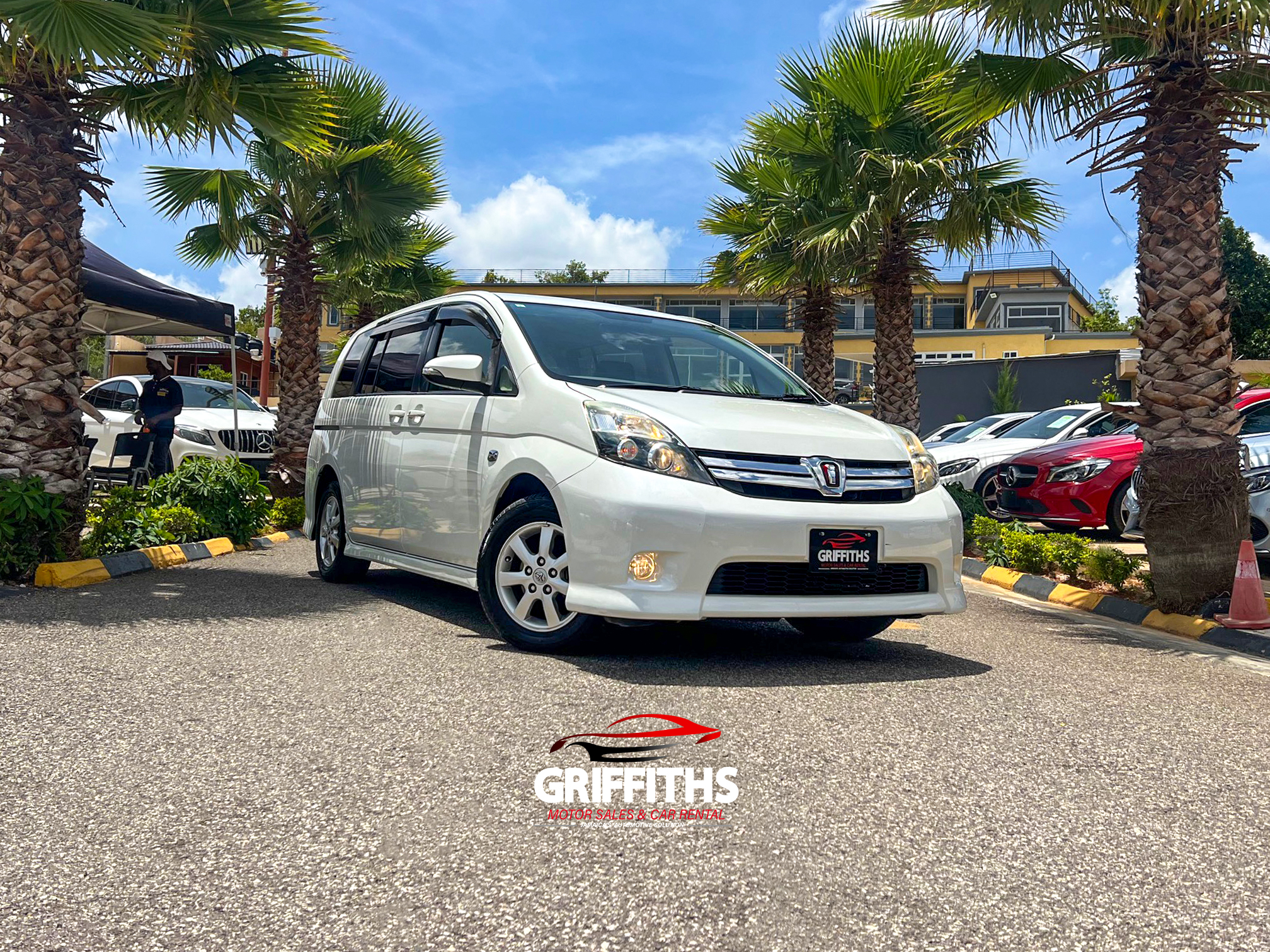 Toyota Isis Platana
