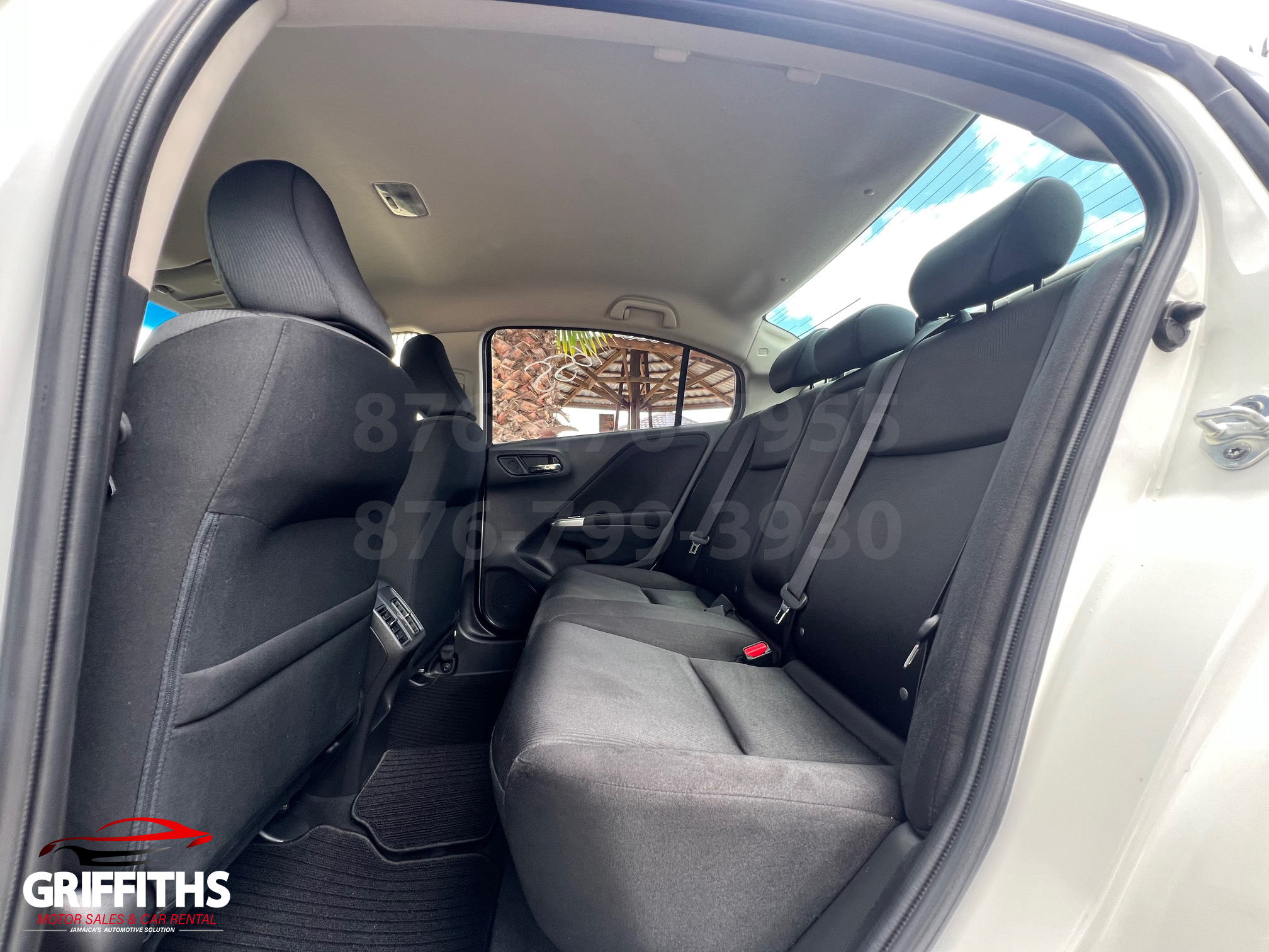Vehicle Image 13