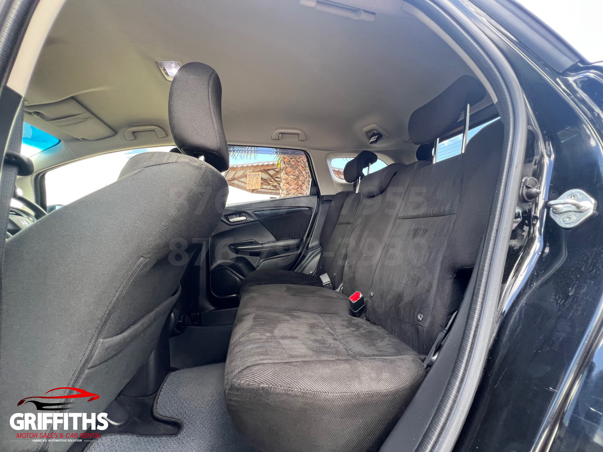 Vehicle Image 13