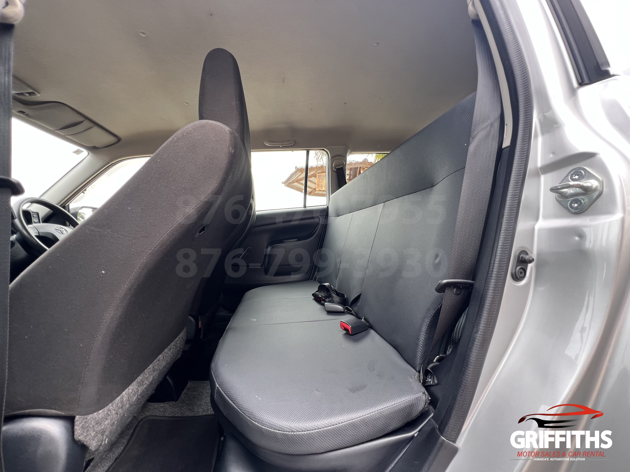 Vehicle Image 13