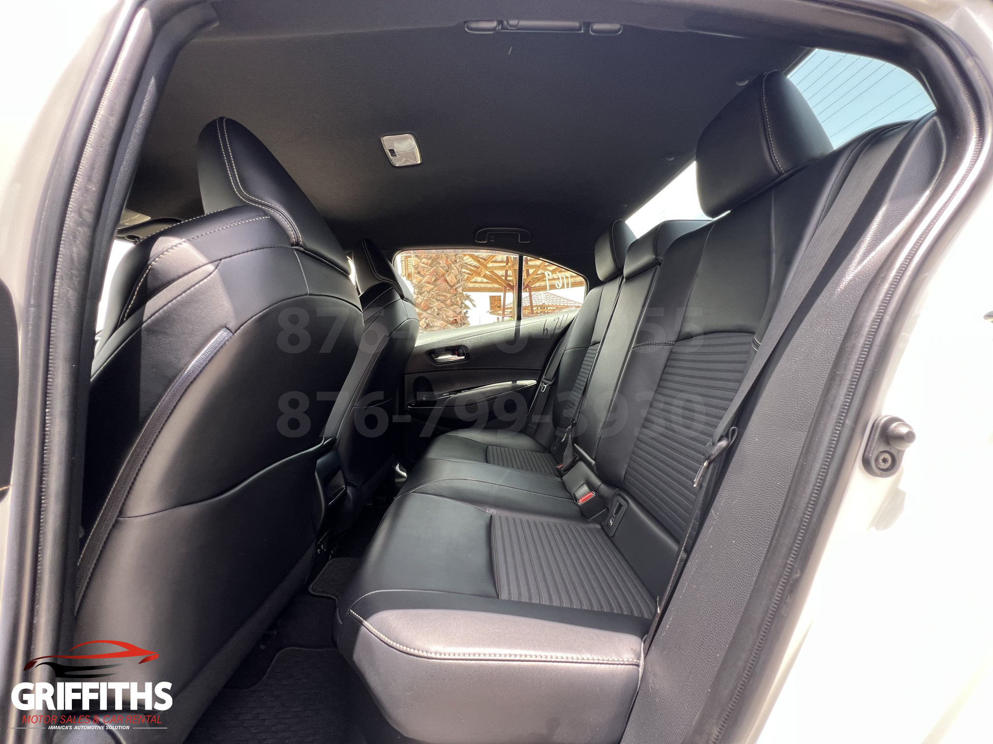 Vehicle Image 14