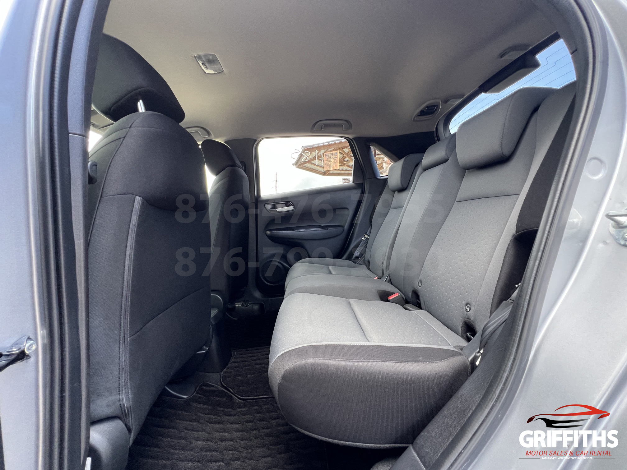 Vehicle Image 13