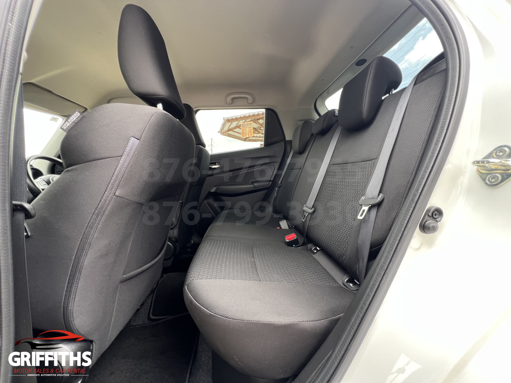 Vehicle Image 14