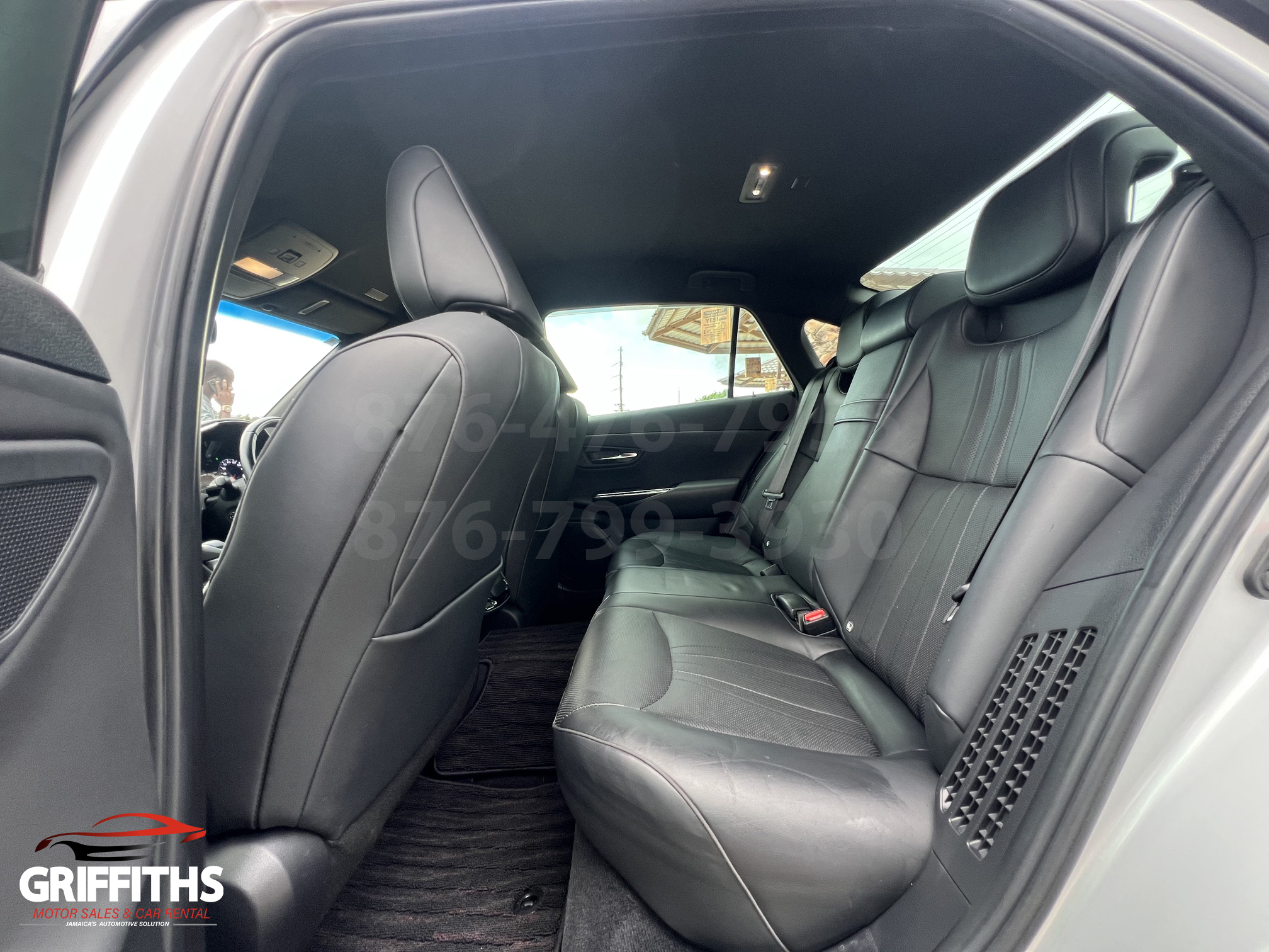 Vehicle Image 14