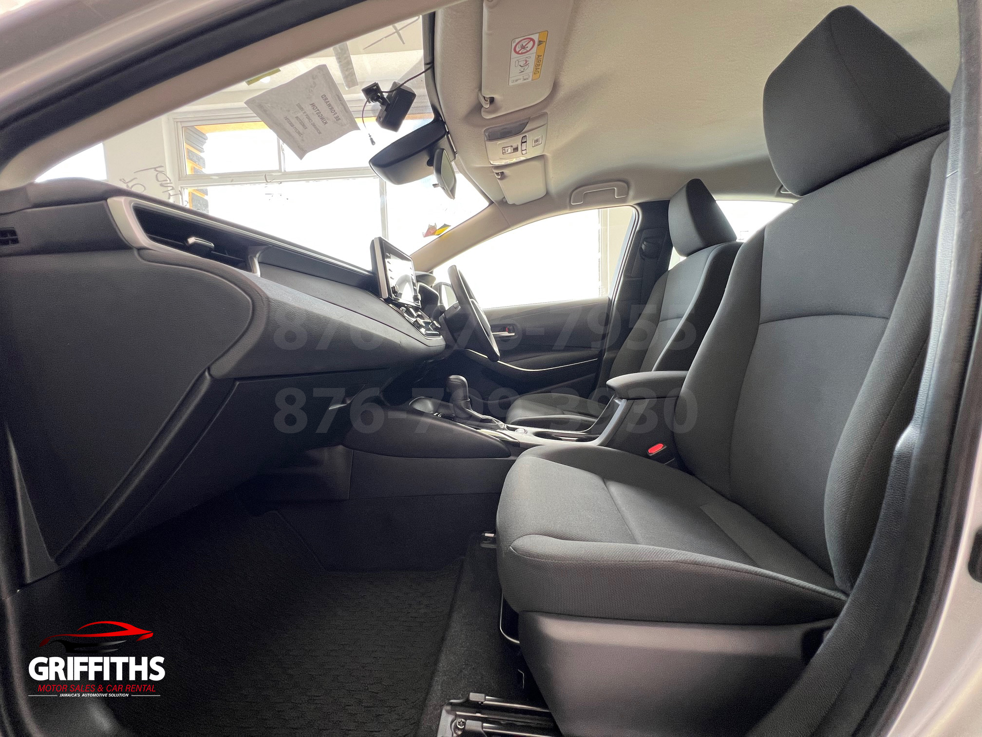 Vehicle Image 12