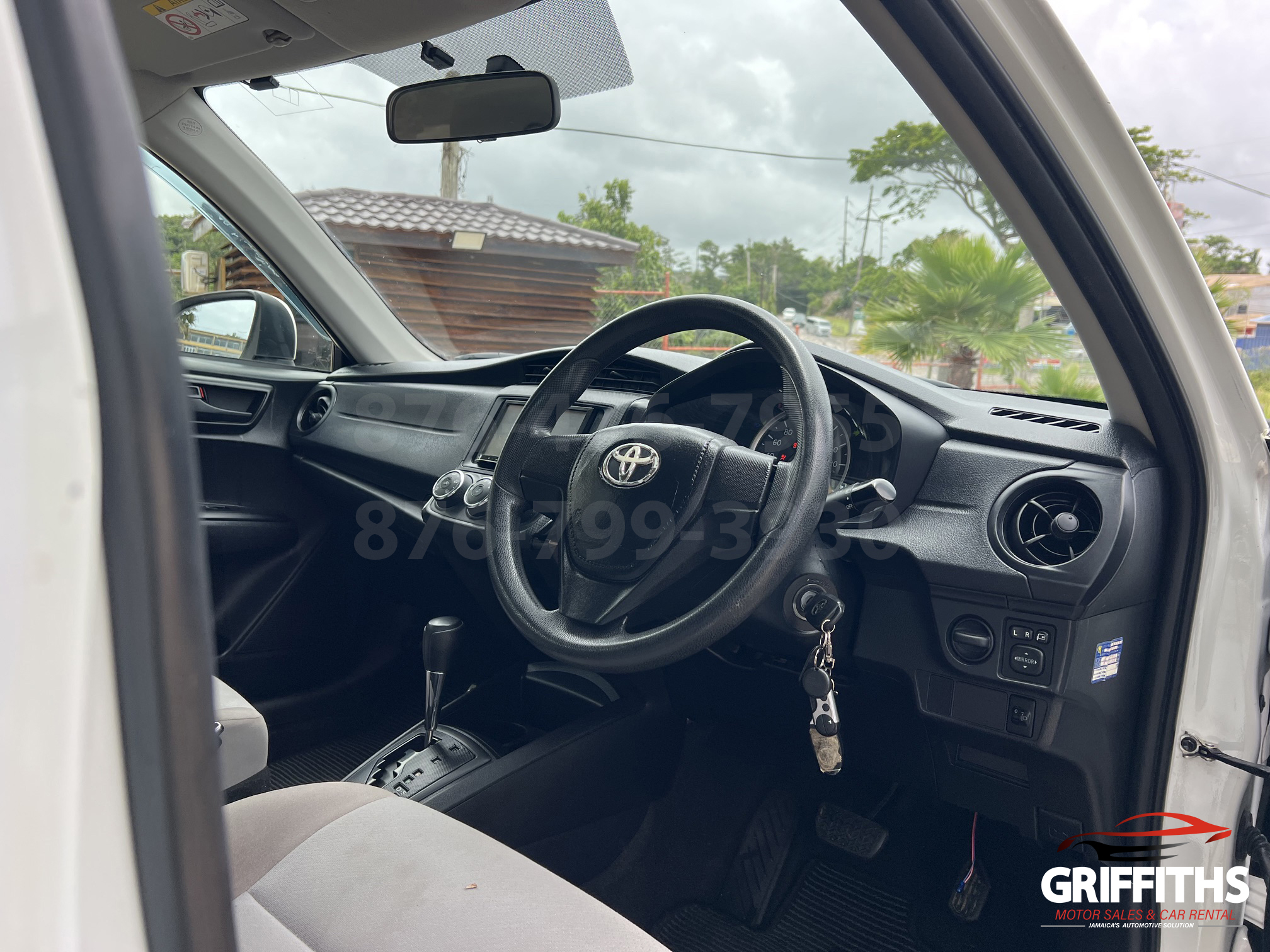 Vehicle Image 11