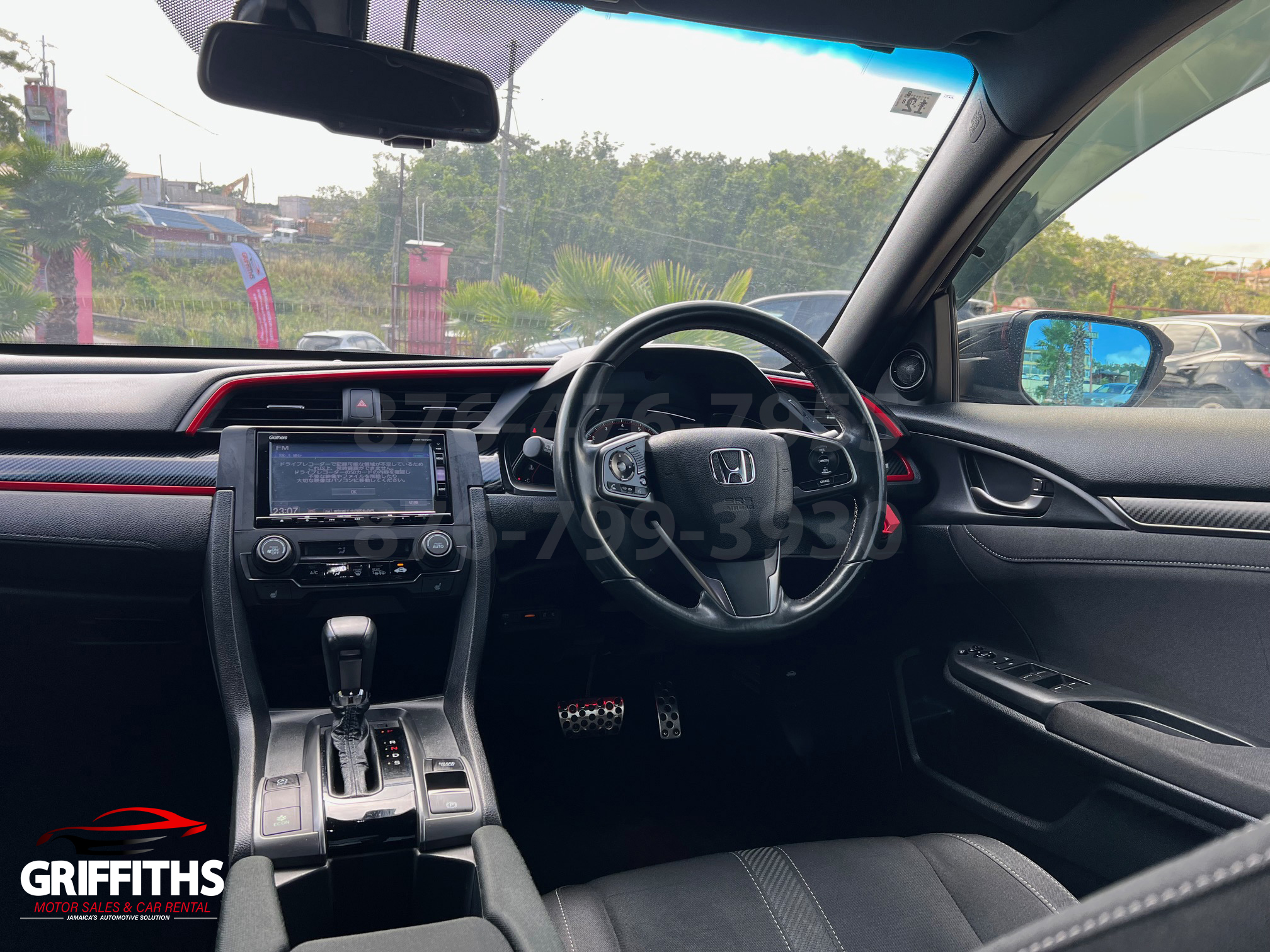 Vehicle Image 10