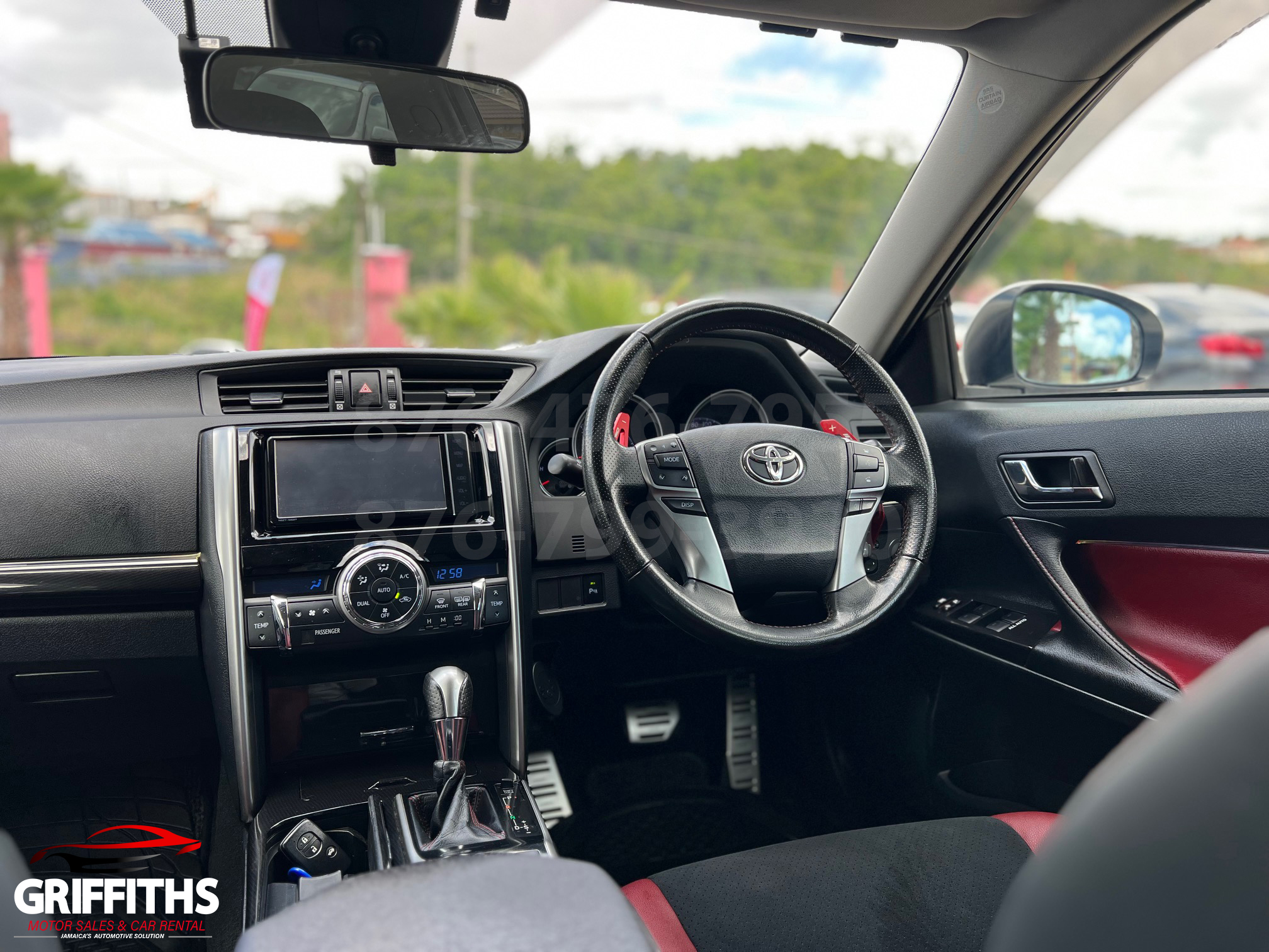 Vehicle Image 9