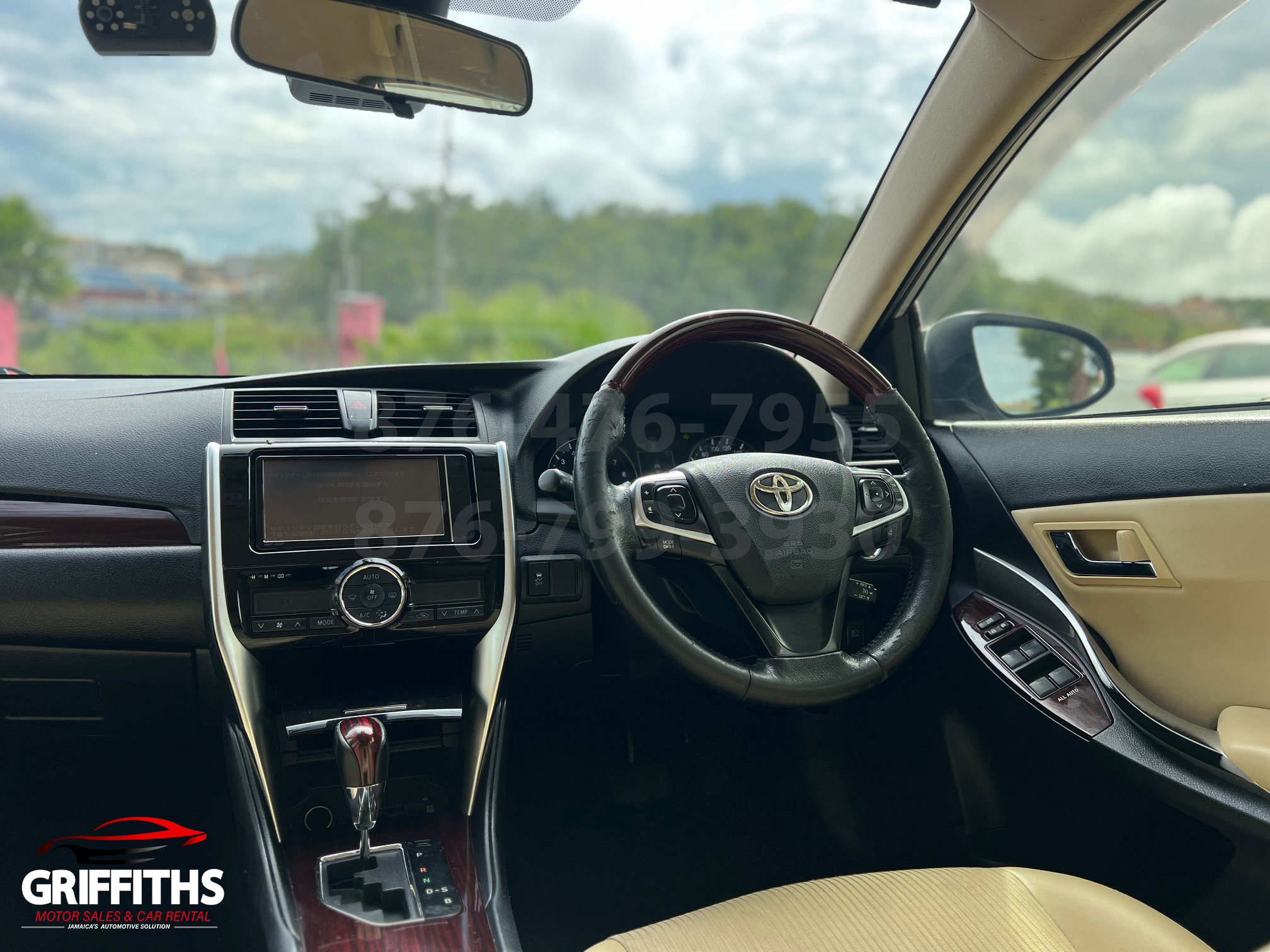 Vehicle Image 10