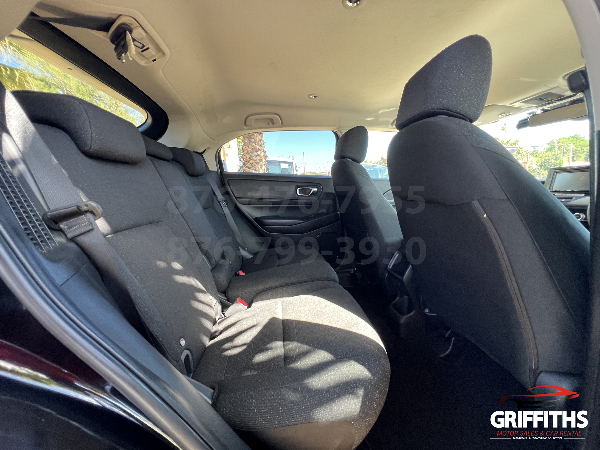 Vehicle Image 14