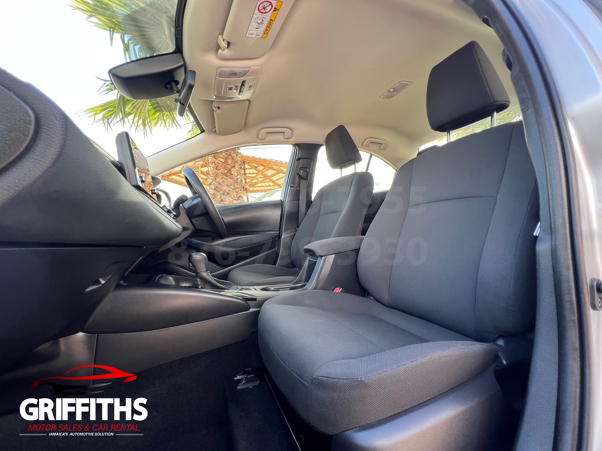 Vehicle Image 12