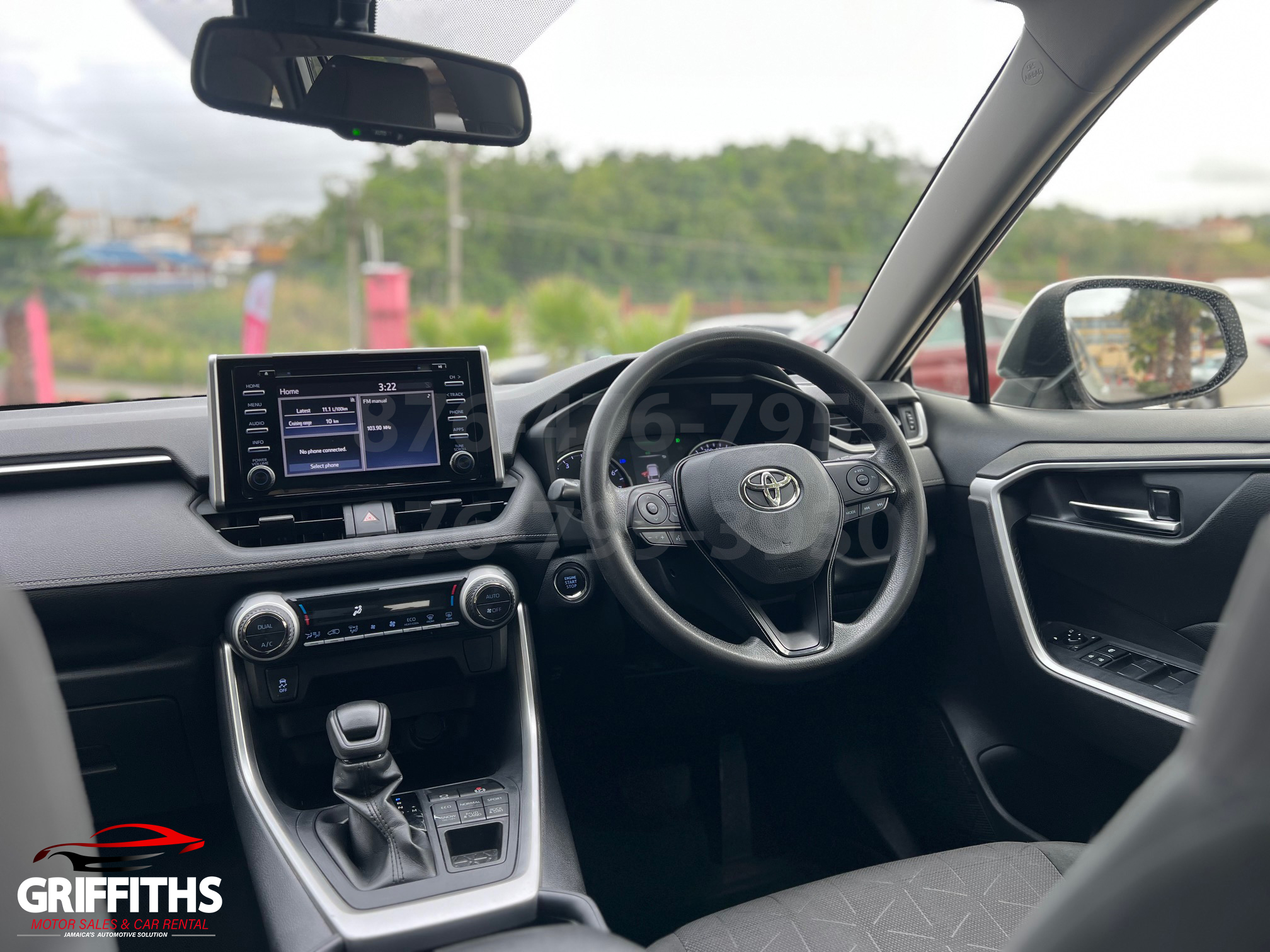 Vehicle Image 10
