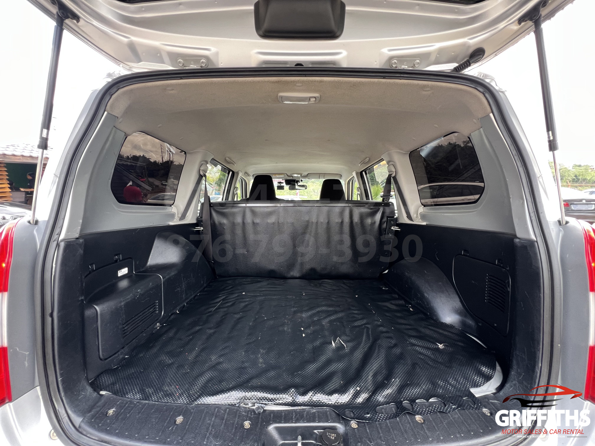 Vehicle Image 7