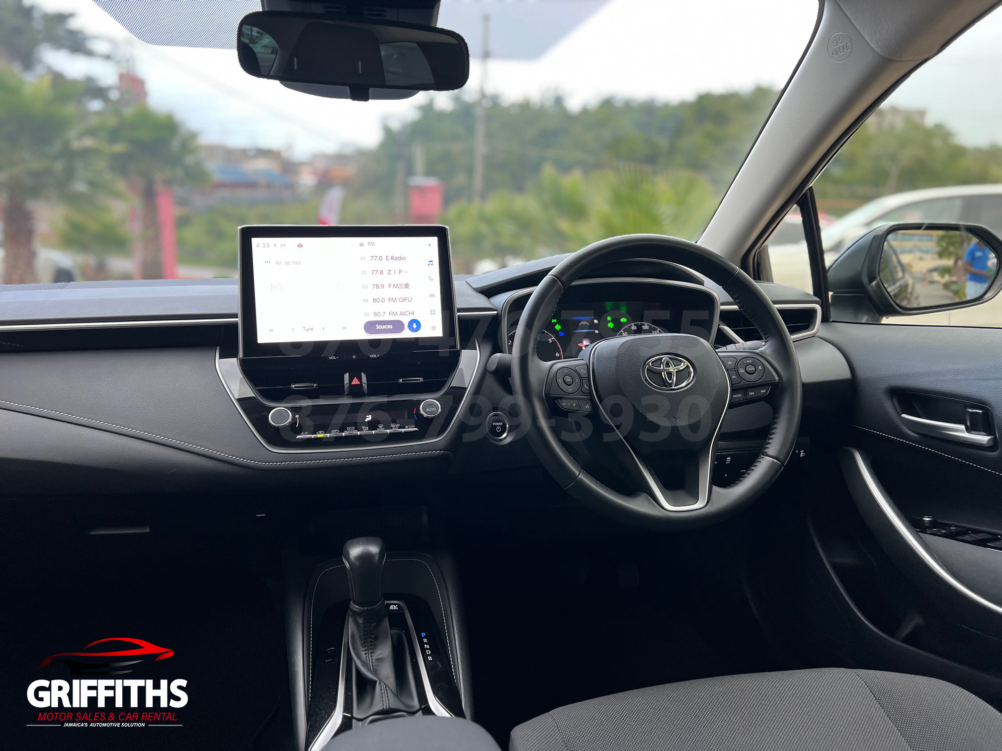 Vehicle Image 10