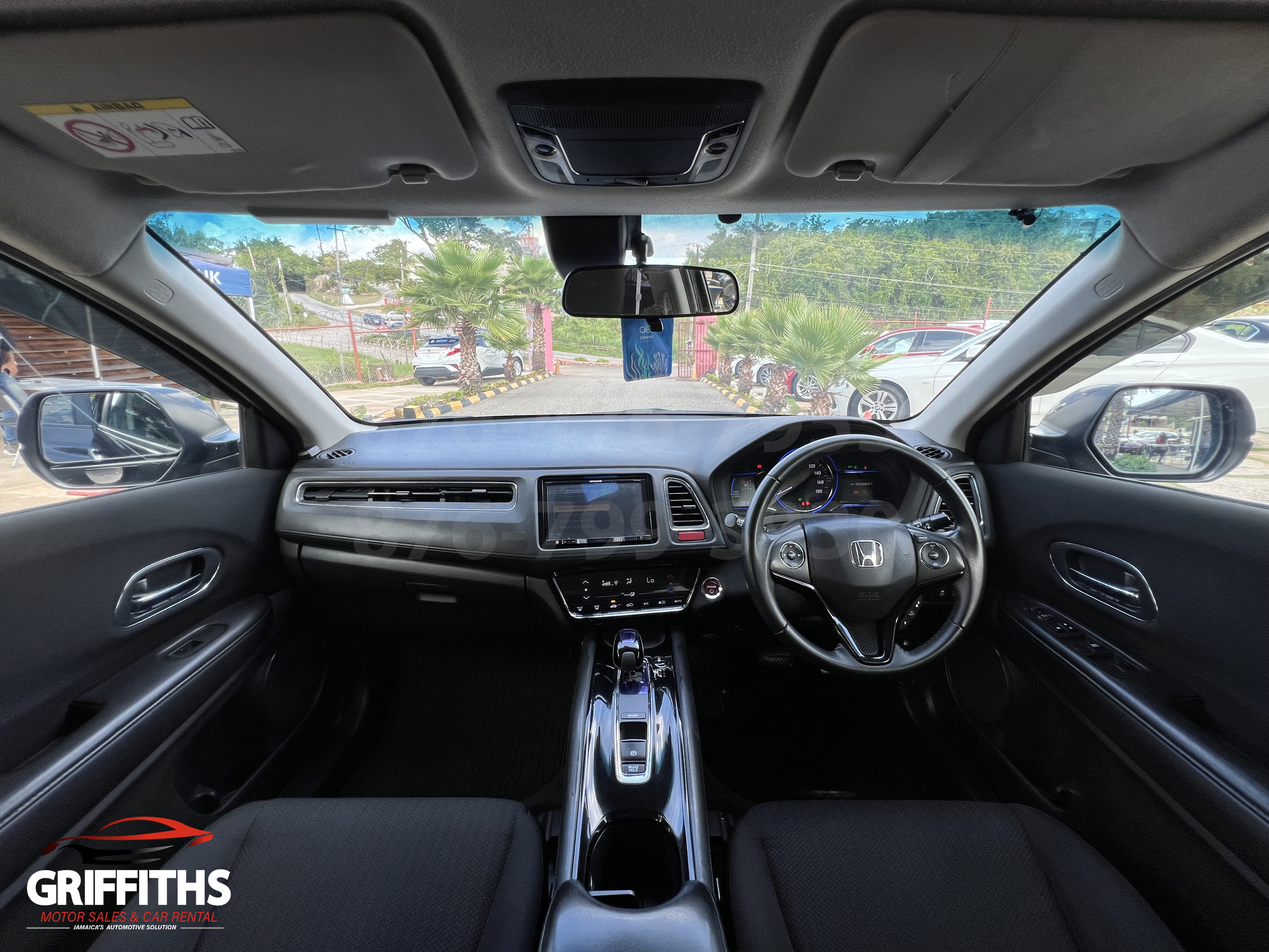 Vehicle Image 9