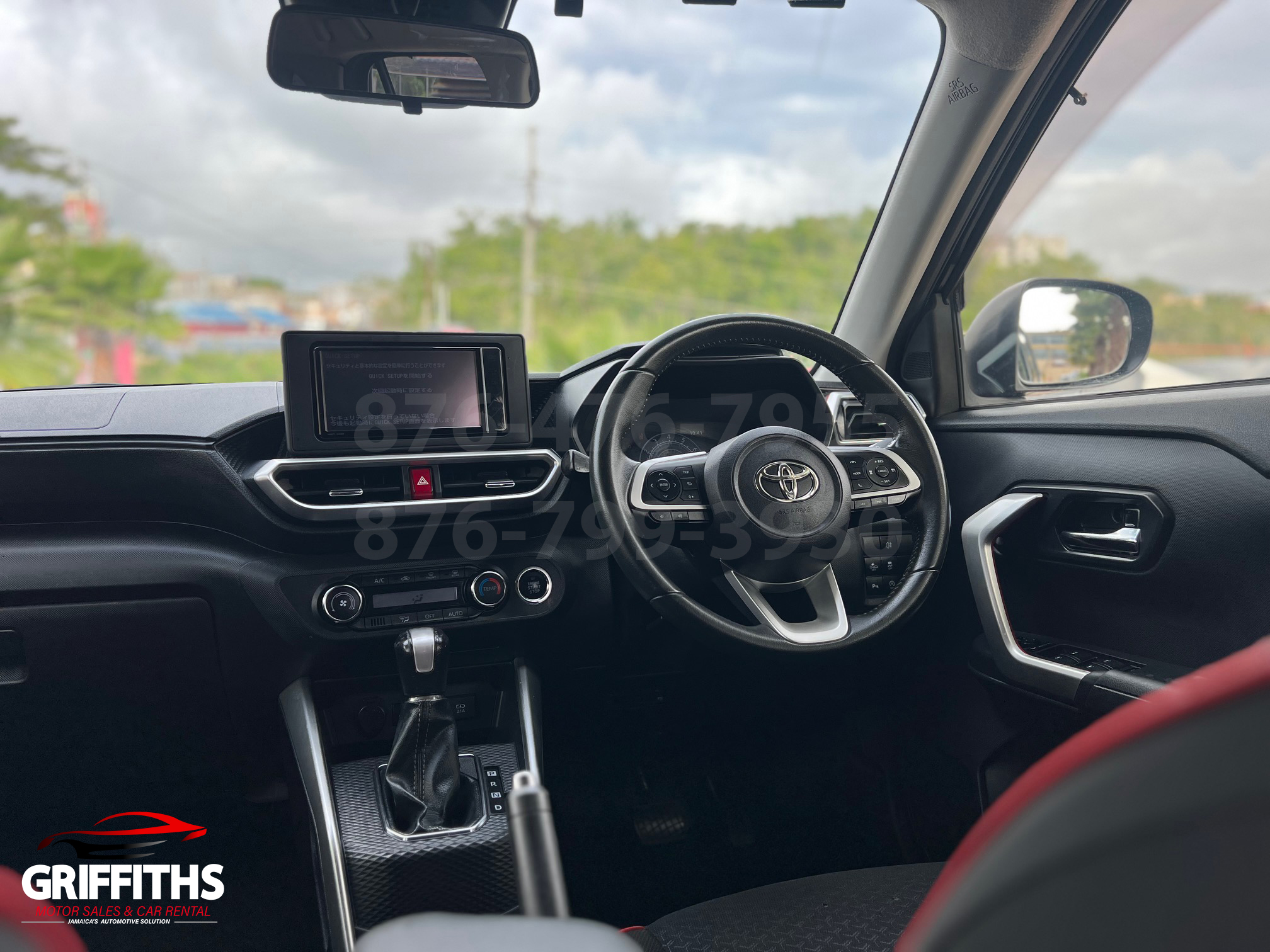 Vehicle Image 10