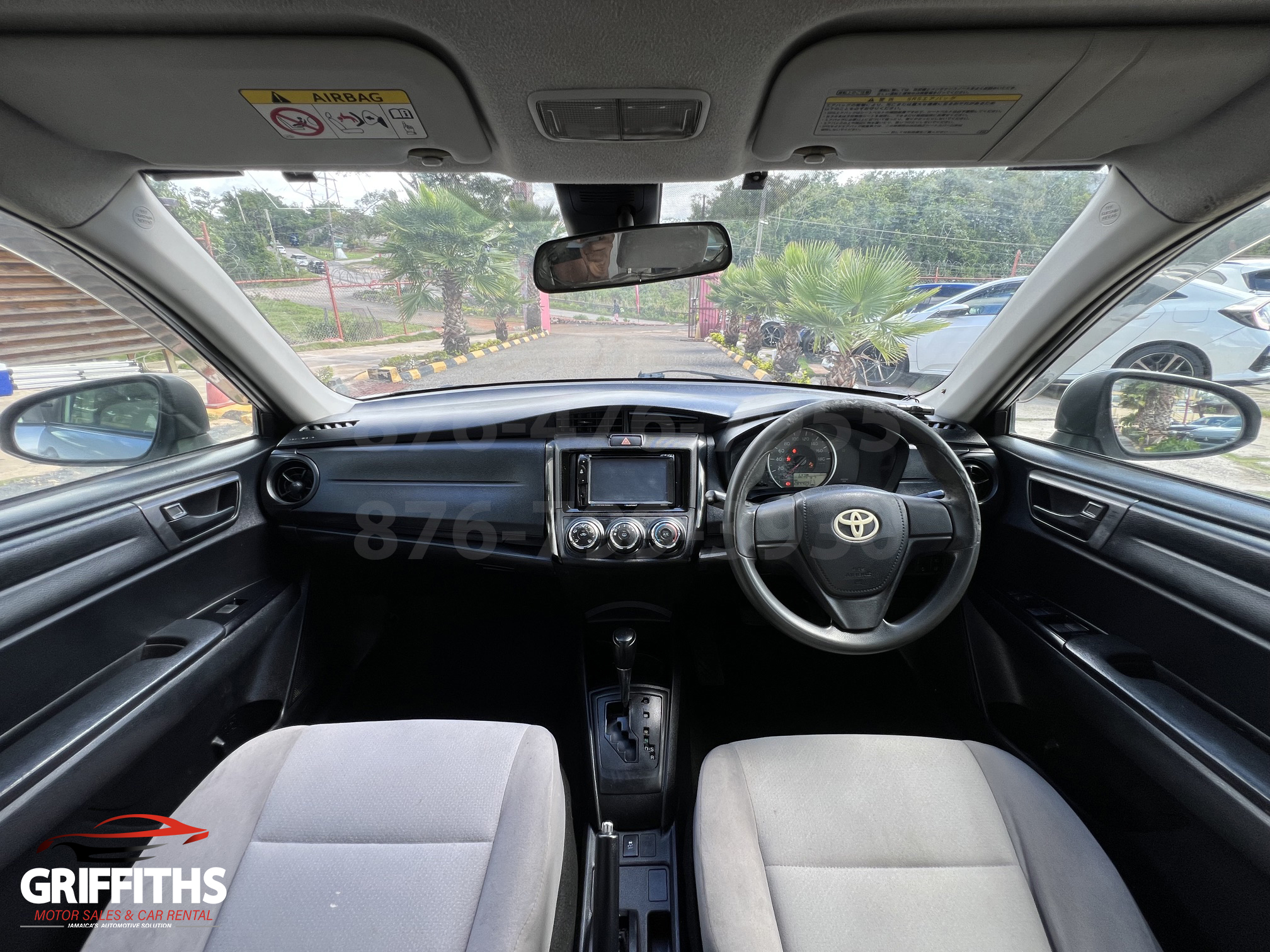 Vehicle Image 9