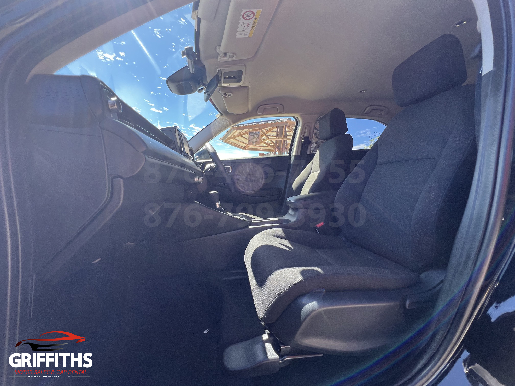 Vehicle Image 12