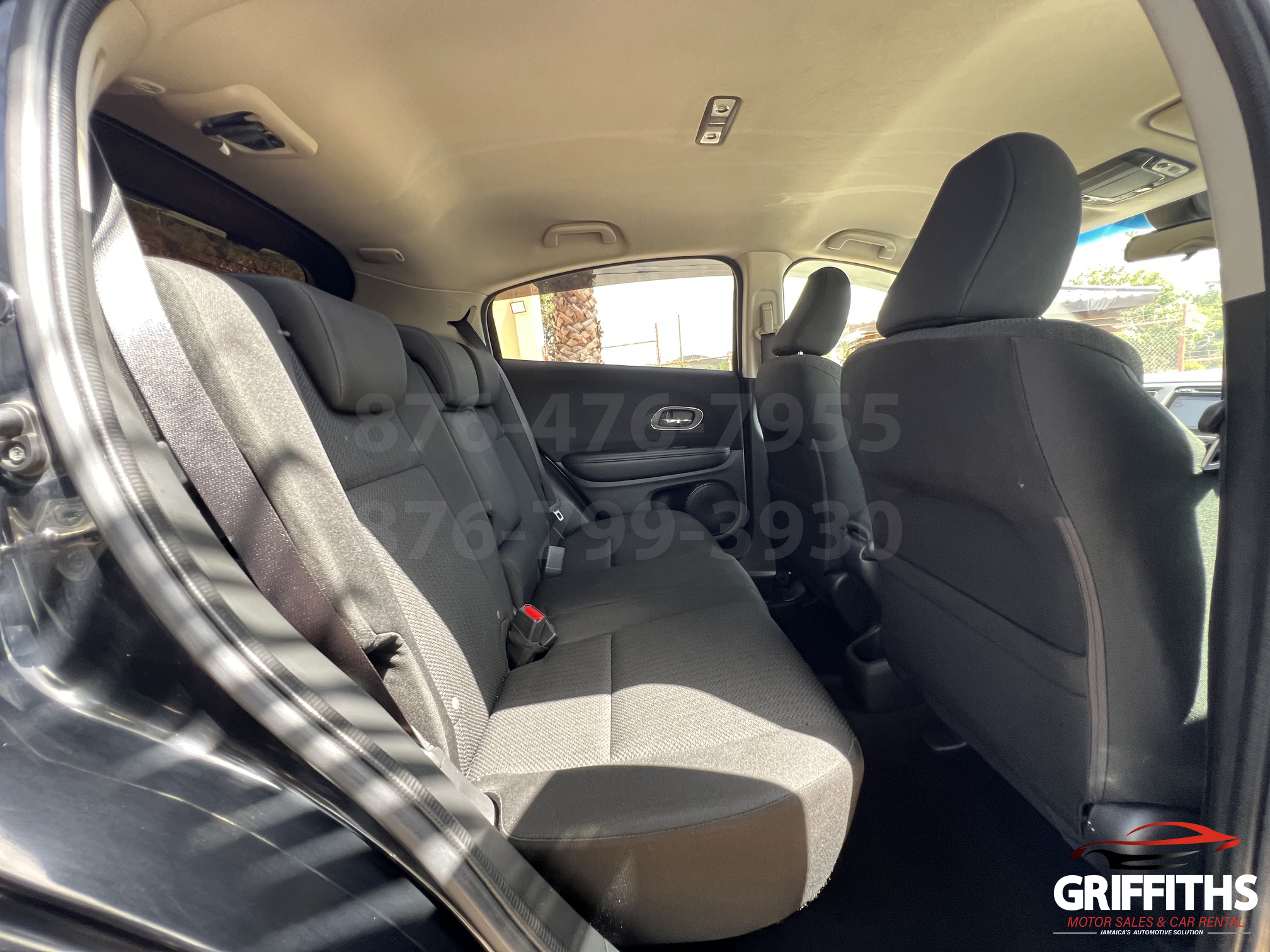 Vehicle Image 13