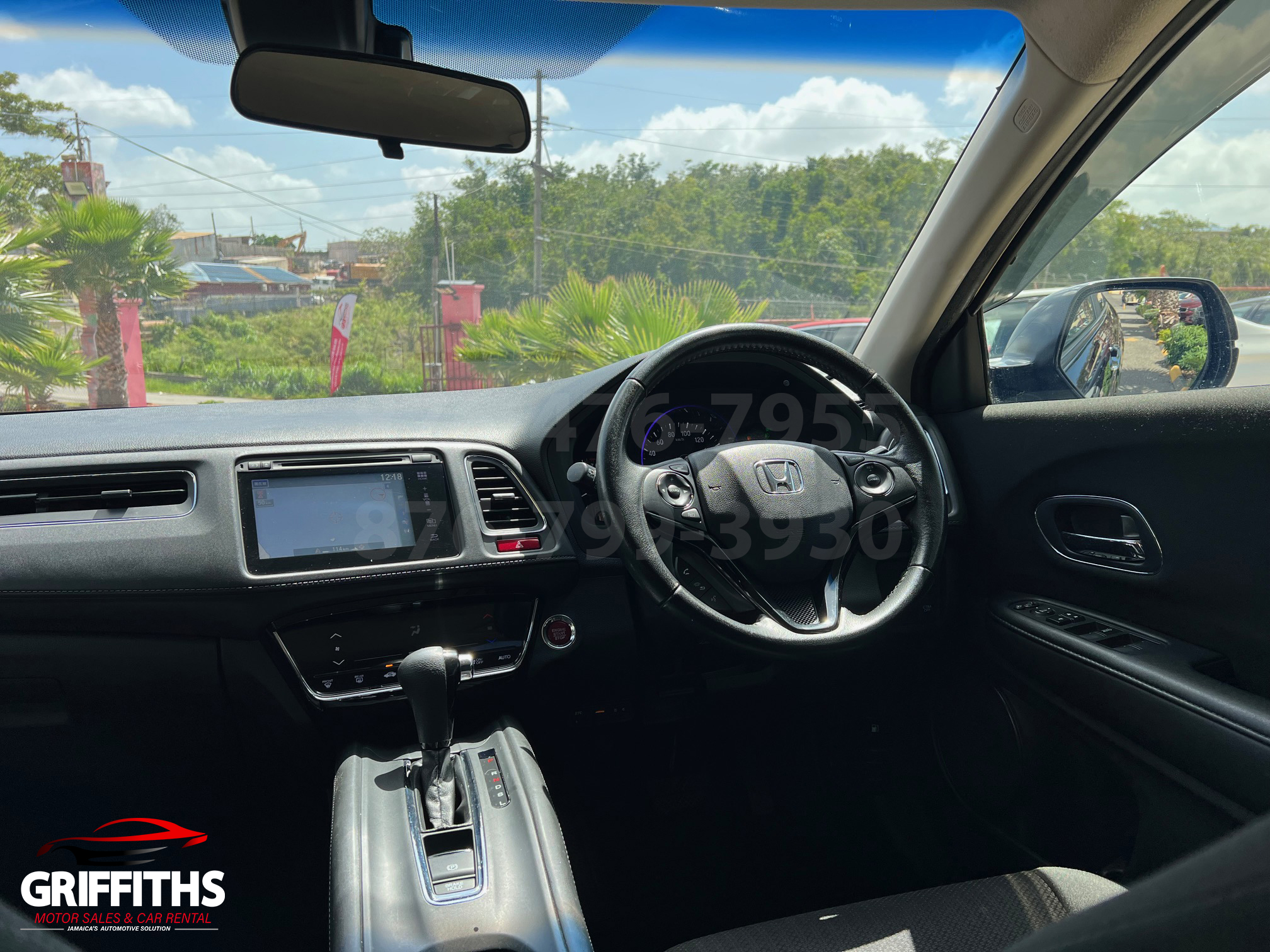 Vehicle Image 10