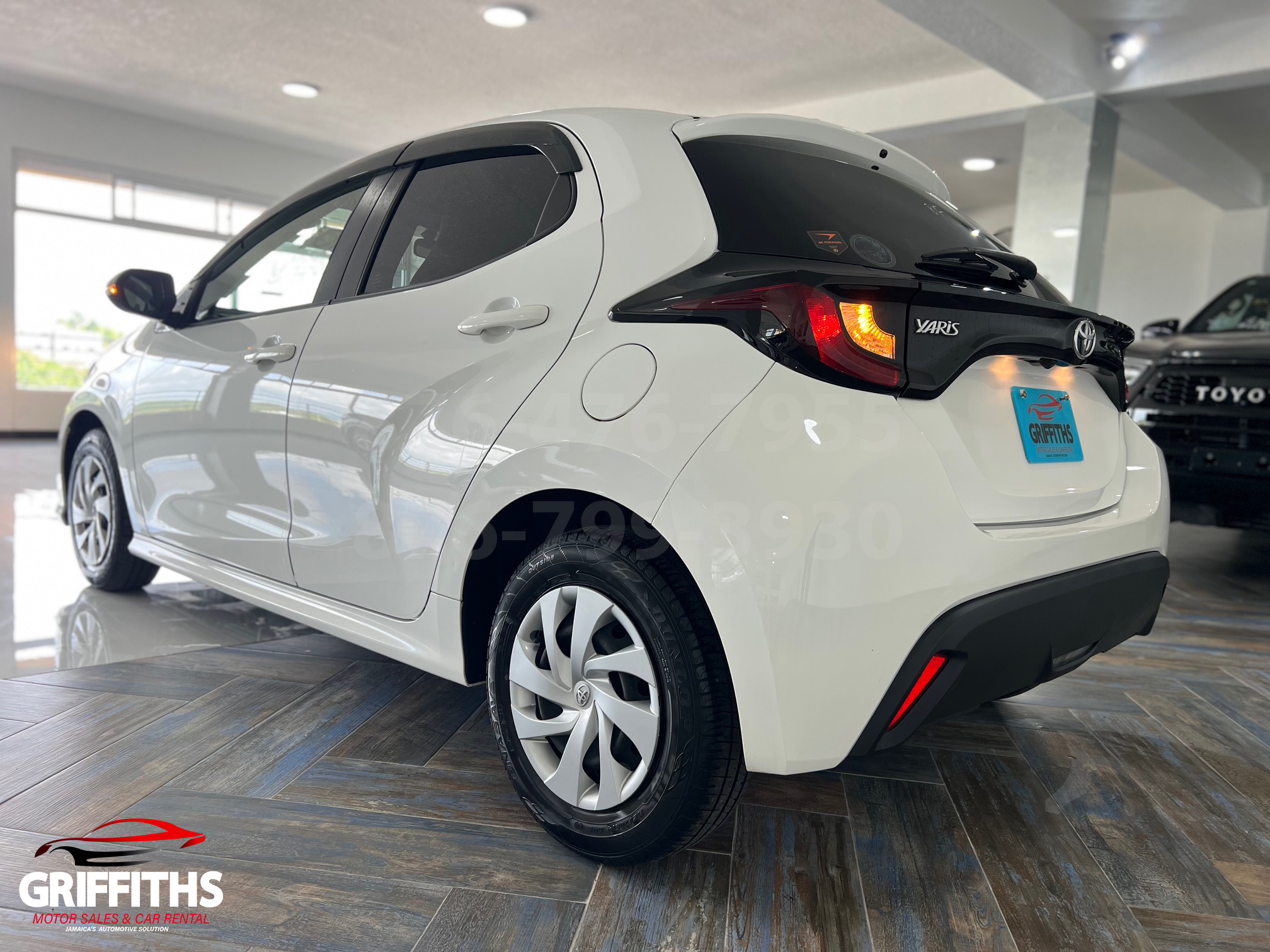 Vehicle Image 4