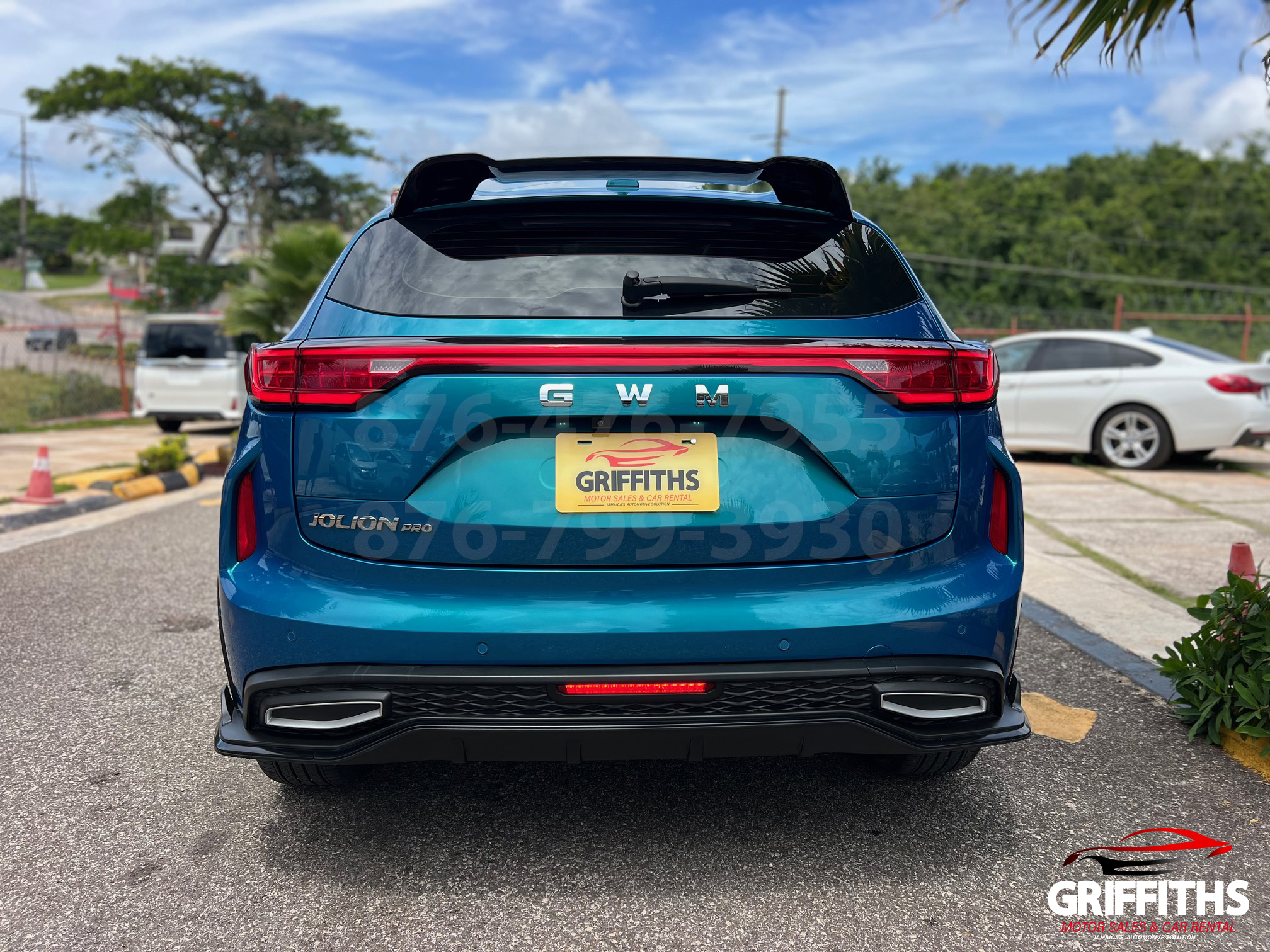 Vehicle Image 6
