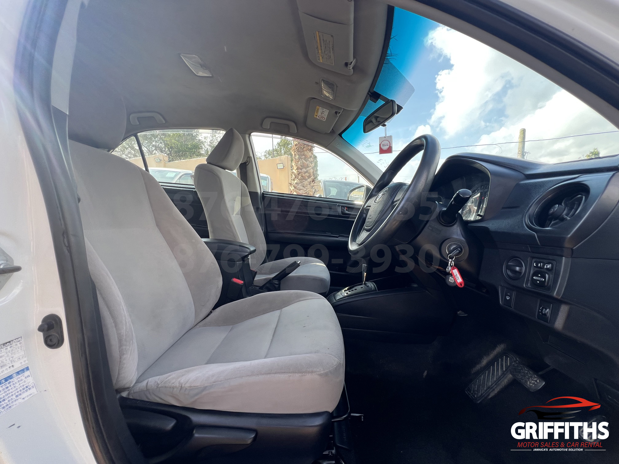Vehicle Image 11