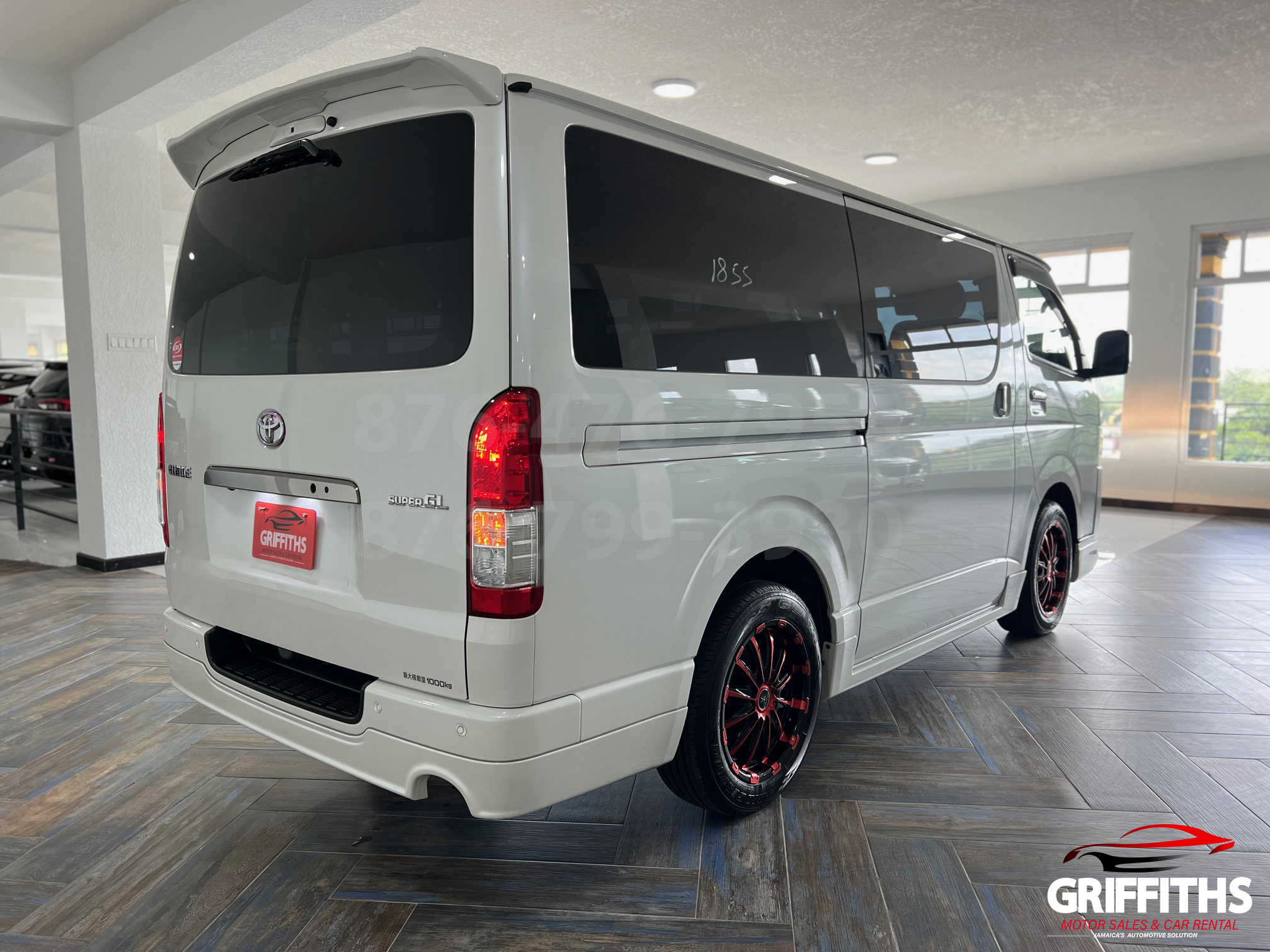 Vehicle Image 4