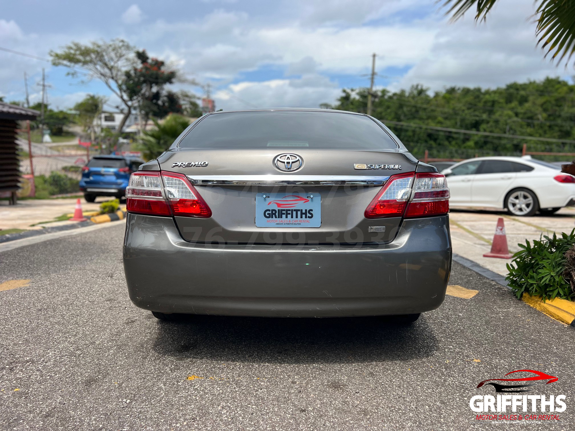 Vehicle Image 6