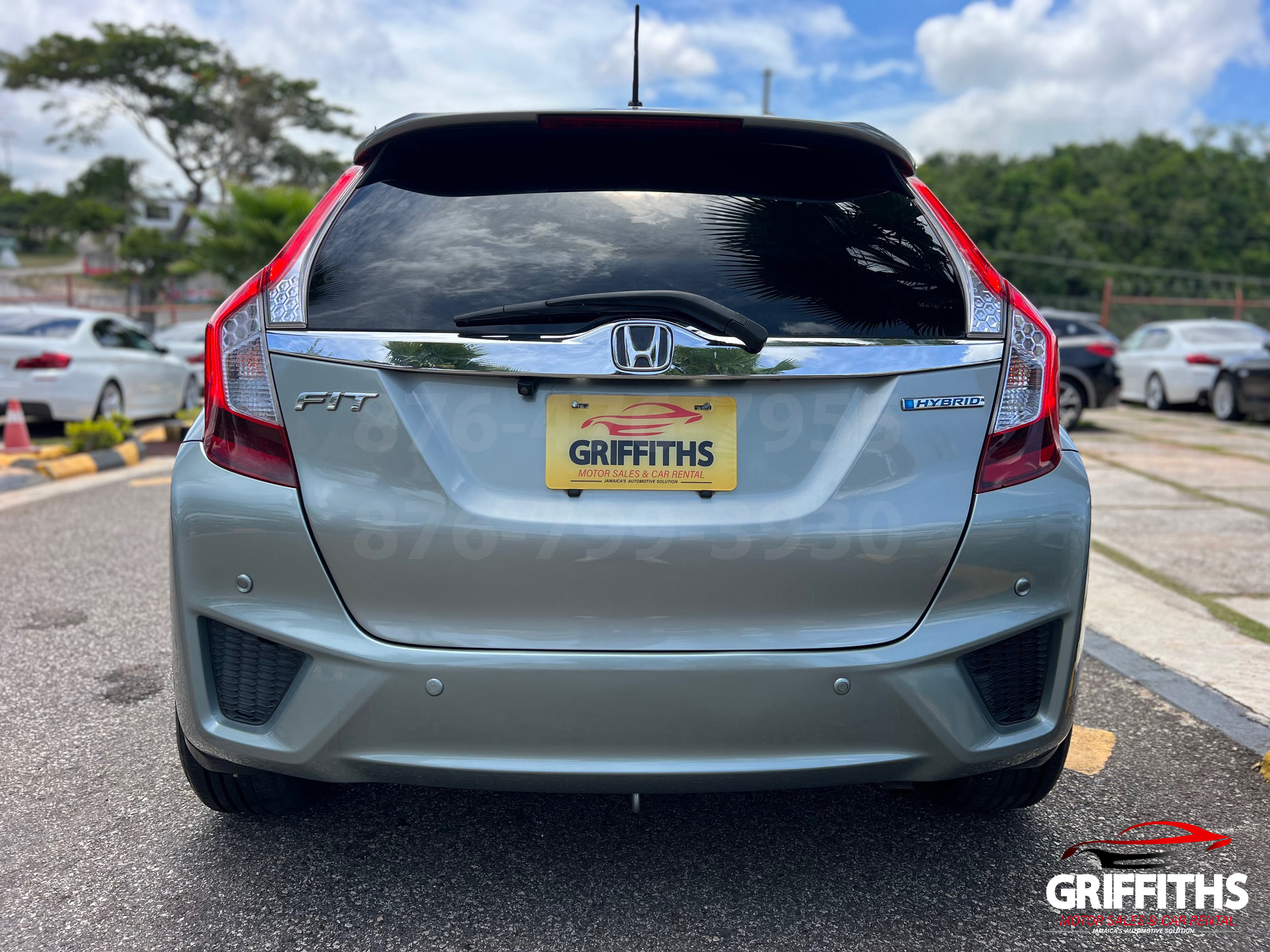 Vehicle Image 6