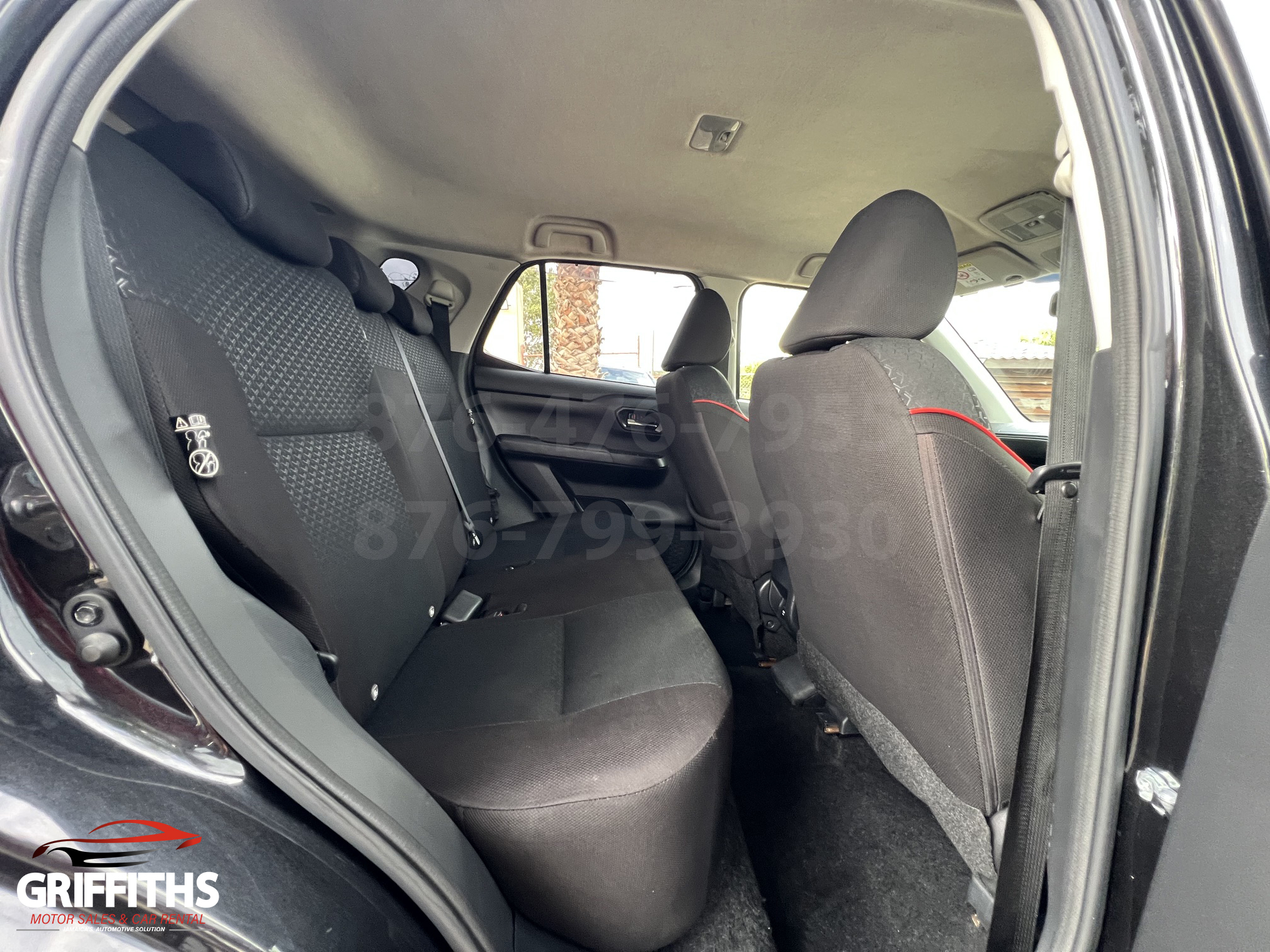 Vehicle Image 13