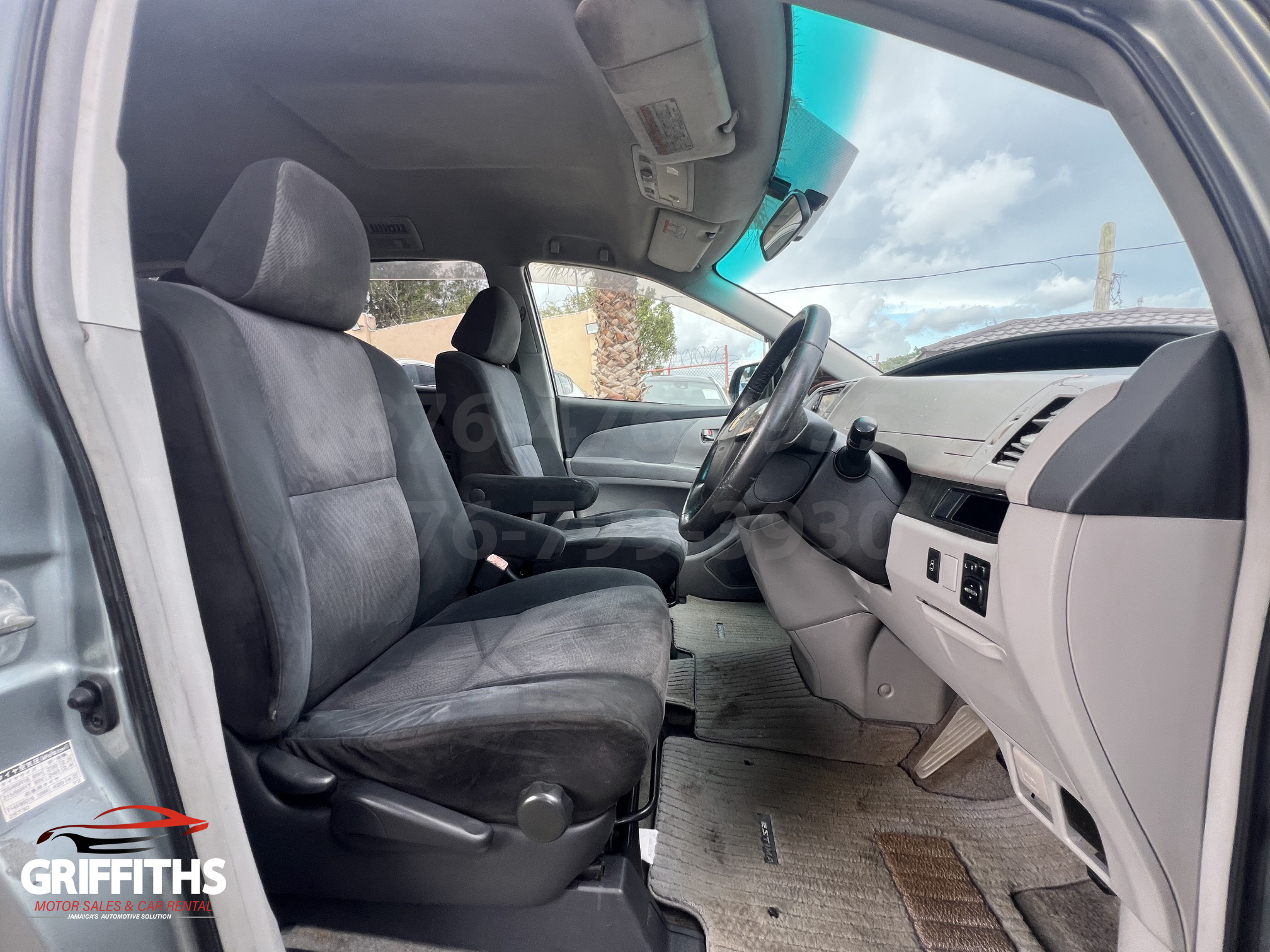 Vehicle Image 11