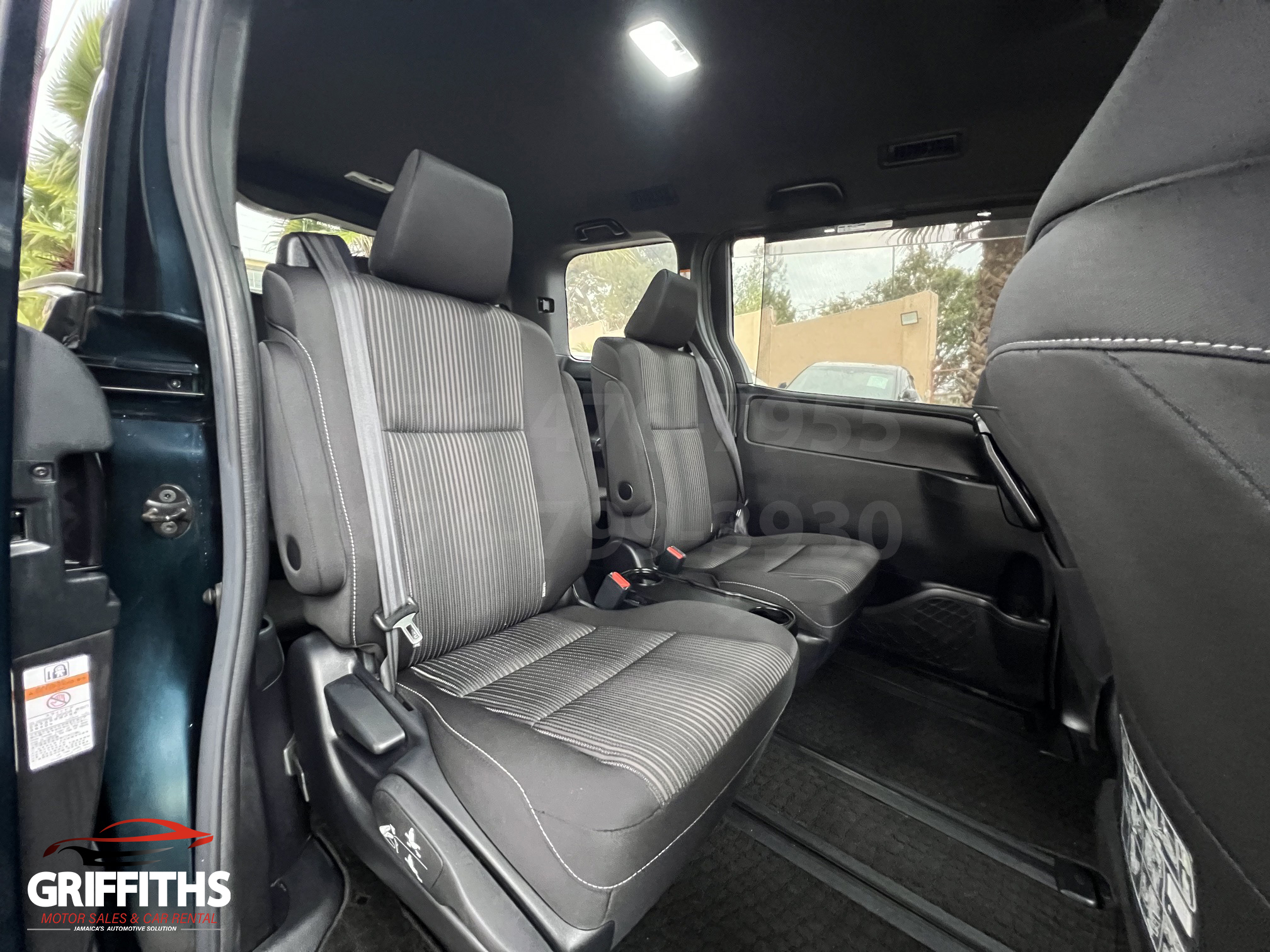 Vehicle Image 13