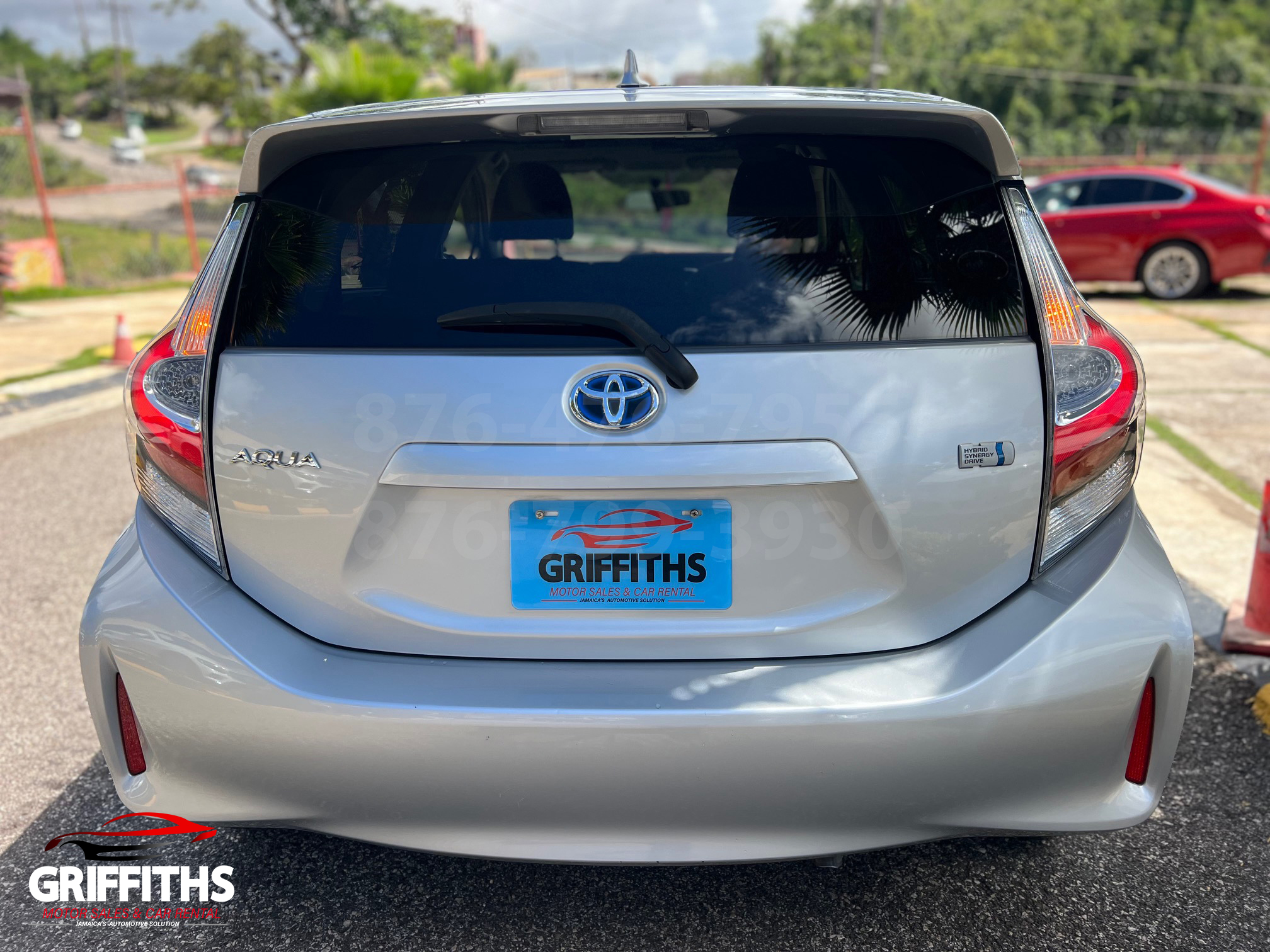 Vehicle Image 6