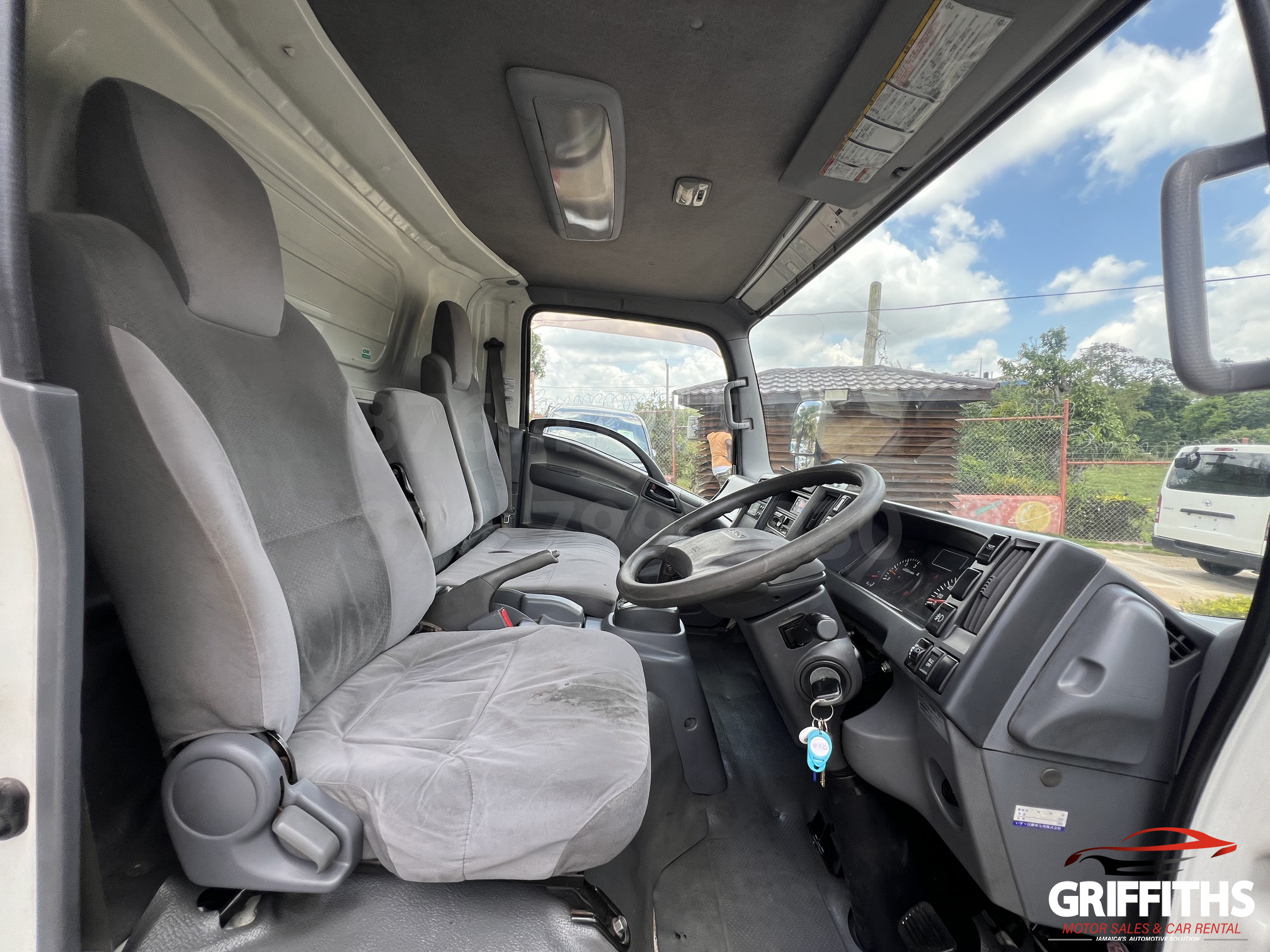 Vehicle Image 15