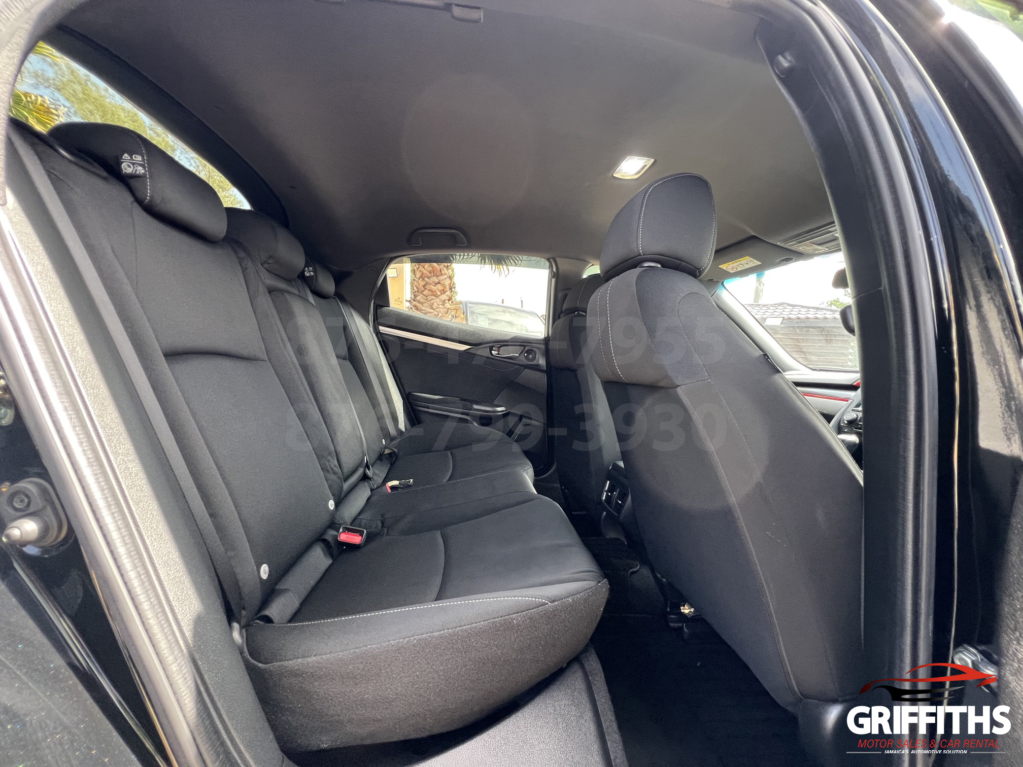 Vehicle Image 14