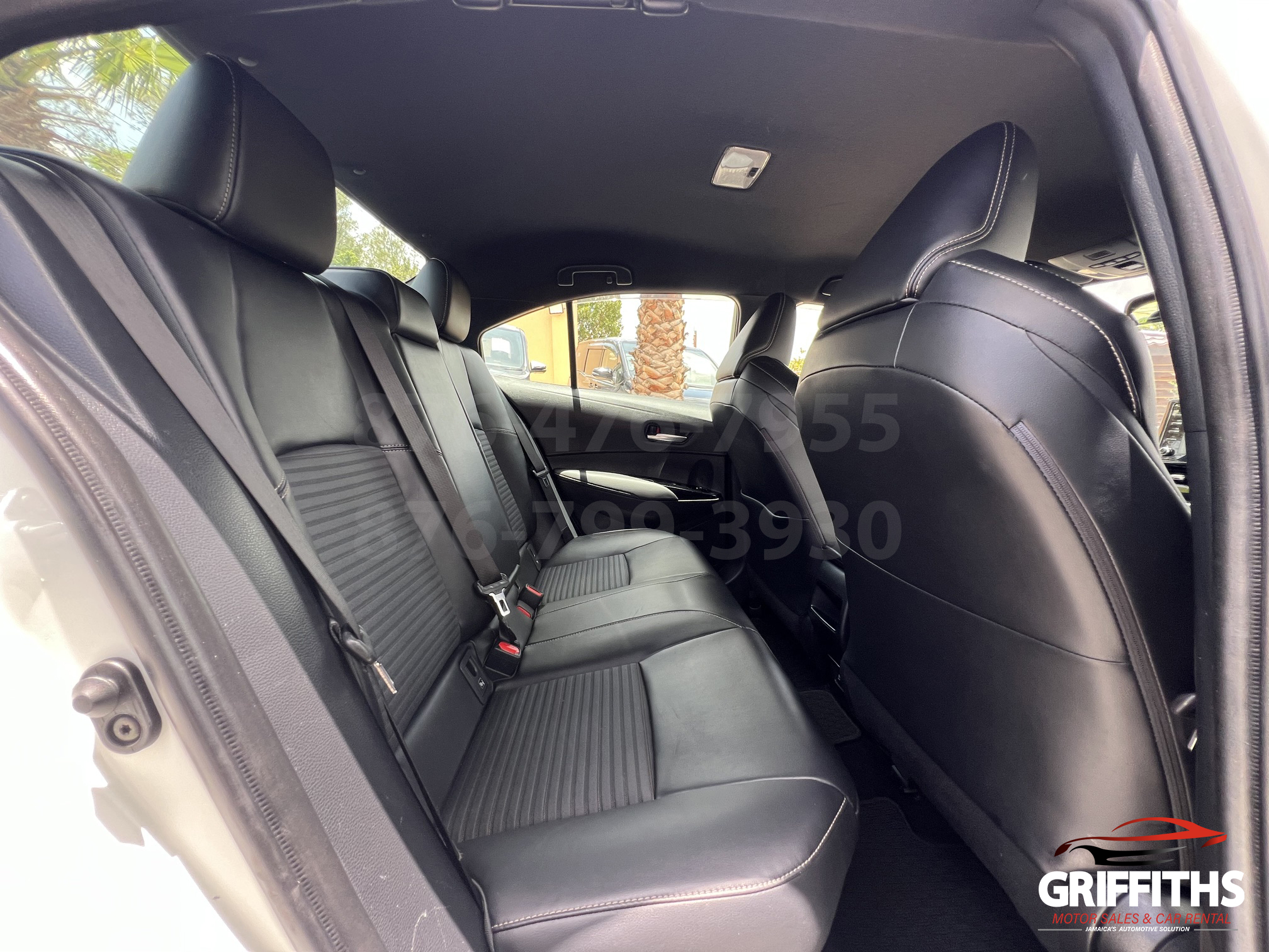 Vehicle Image 13