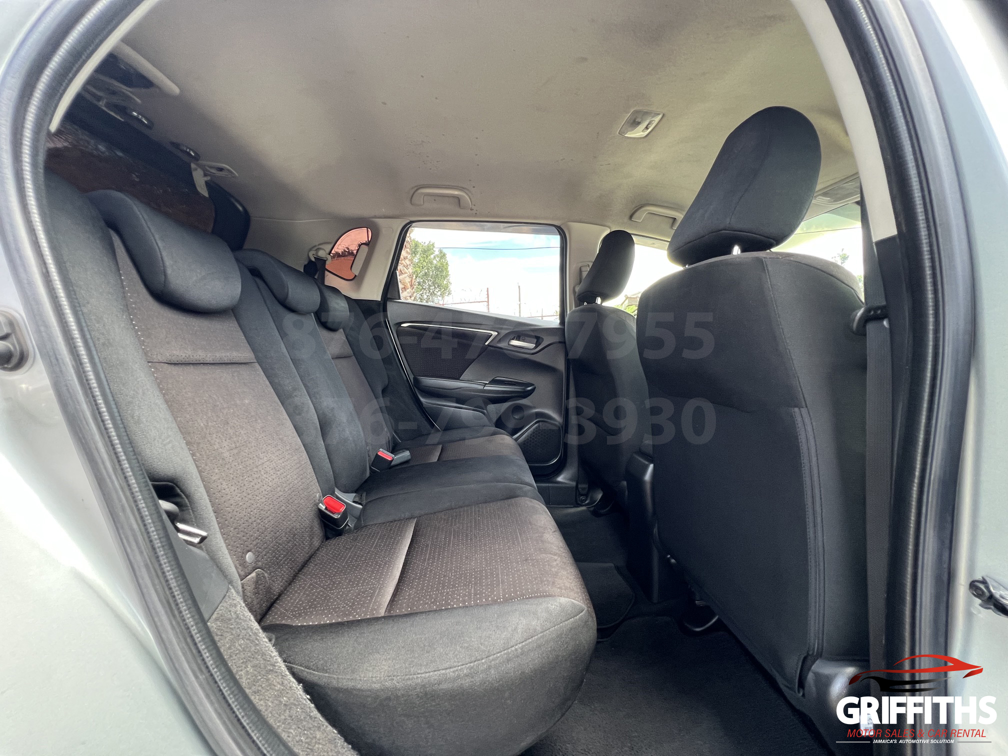 Vehicle Image 13