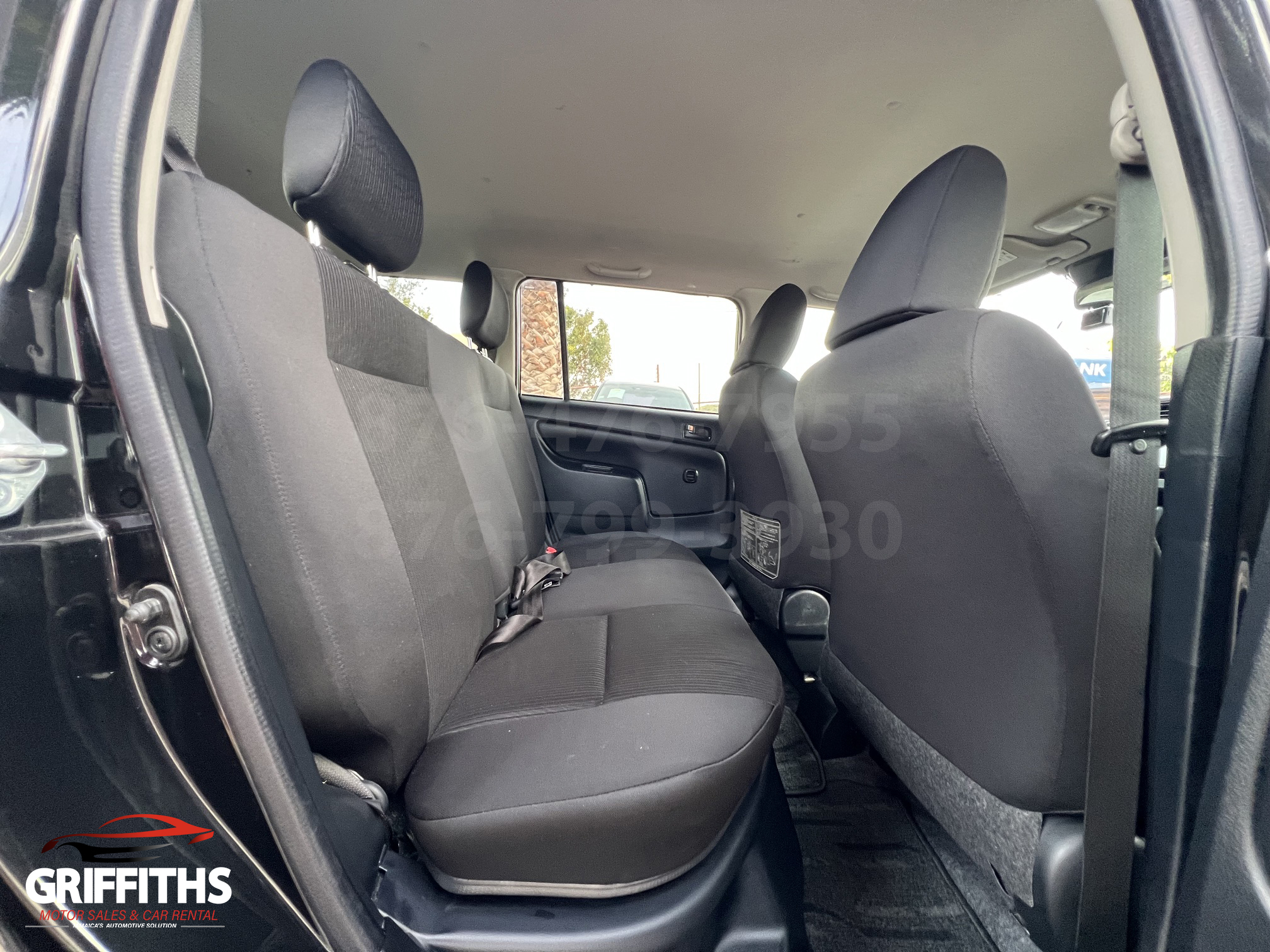 Vehicle Image 13