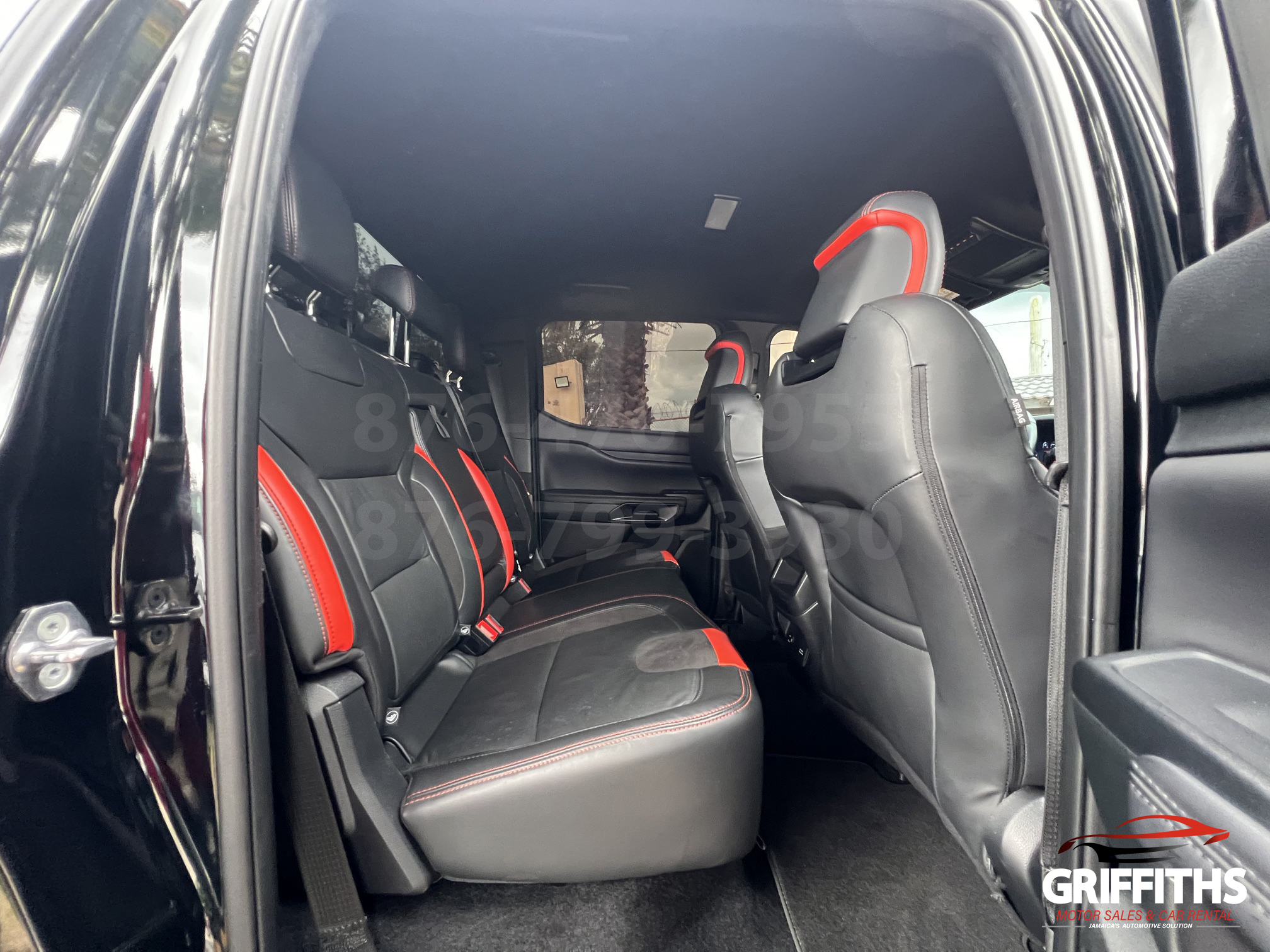 Vehicle Image 13
