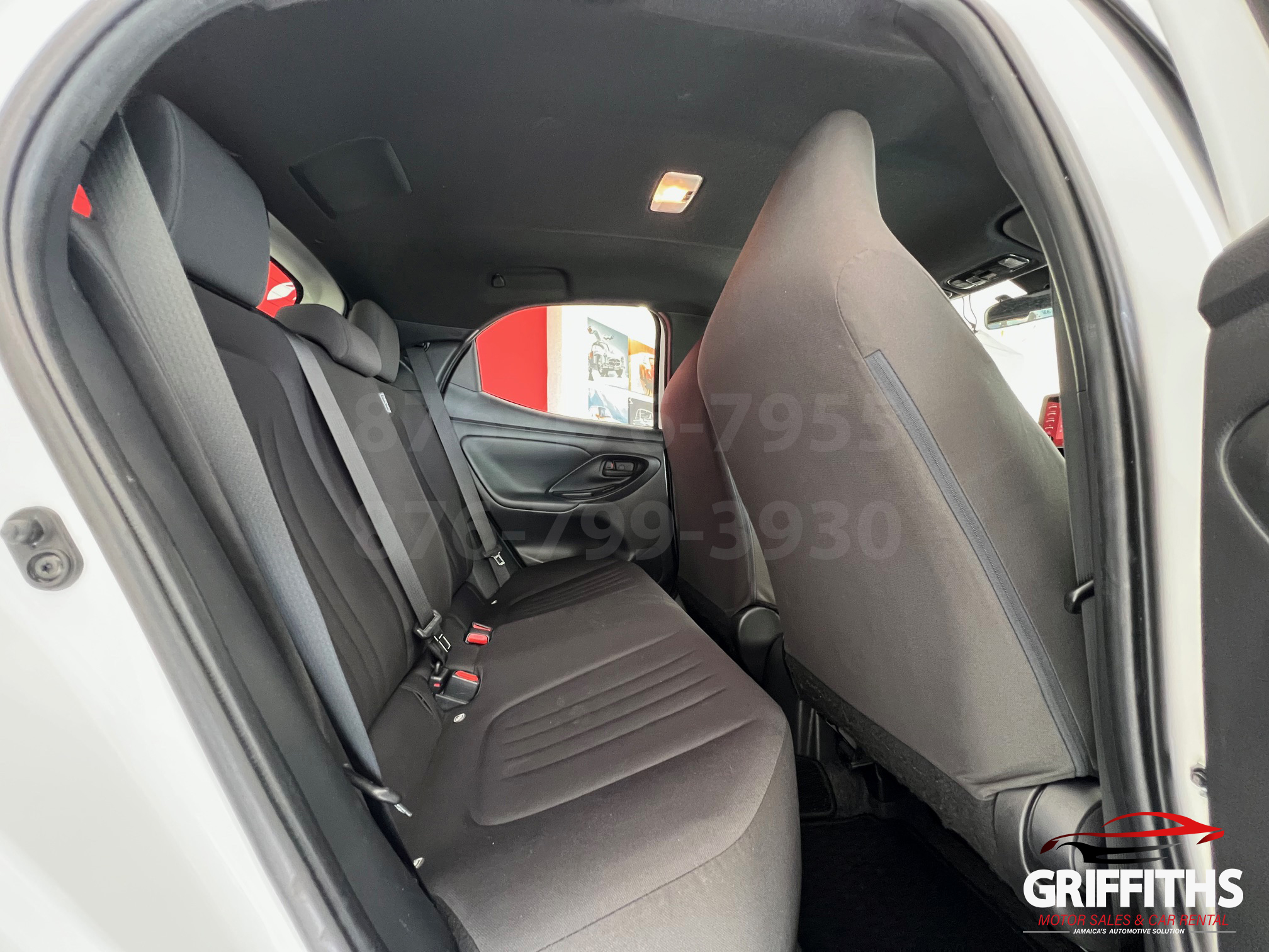 Vehicle Image 14