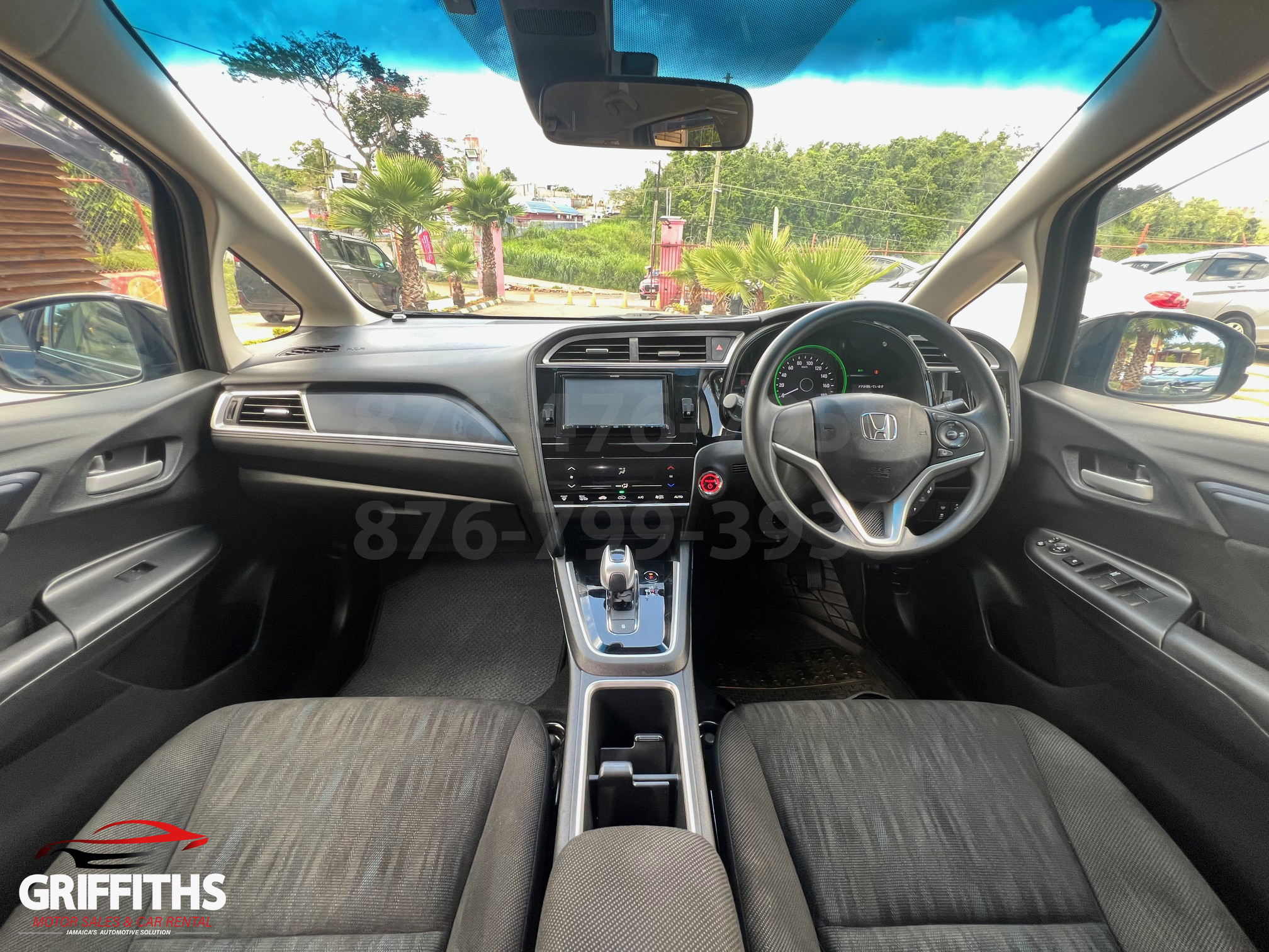 Vehicle Image 9