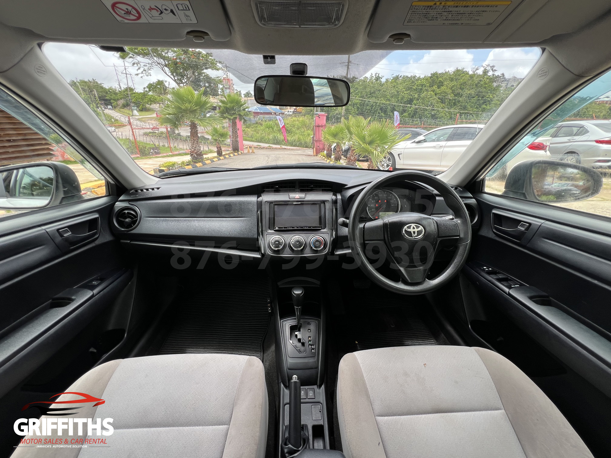 Vehicle Image 9